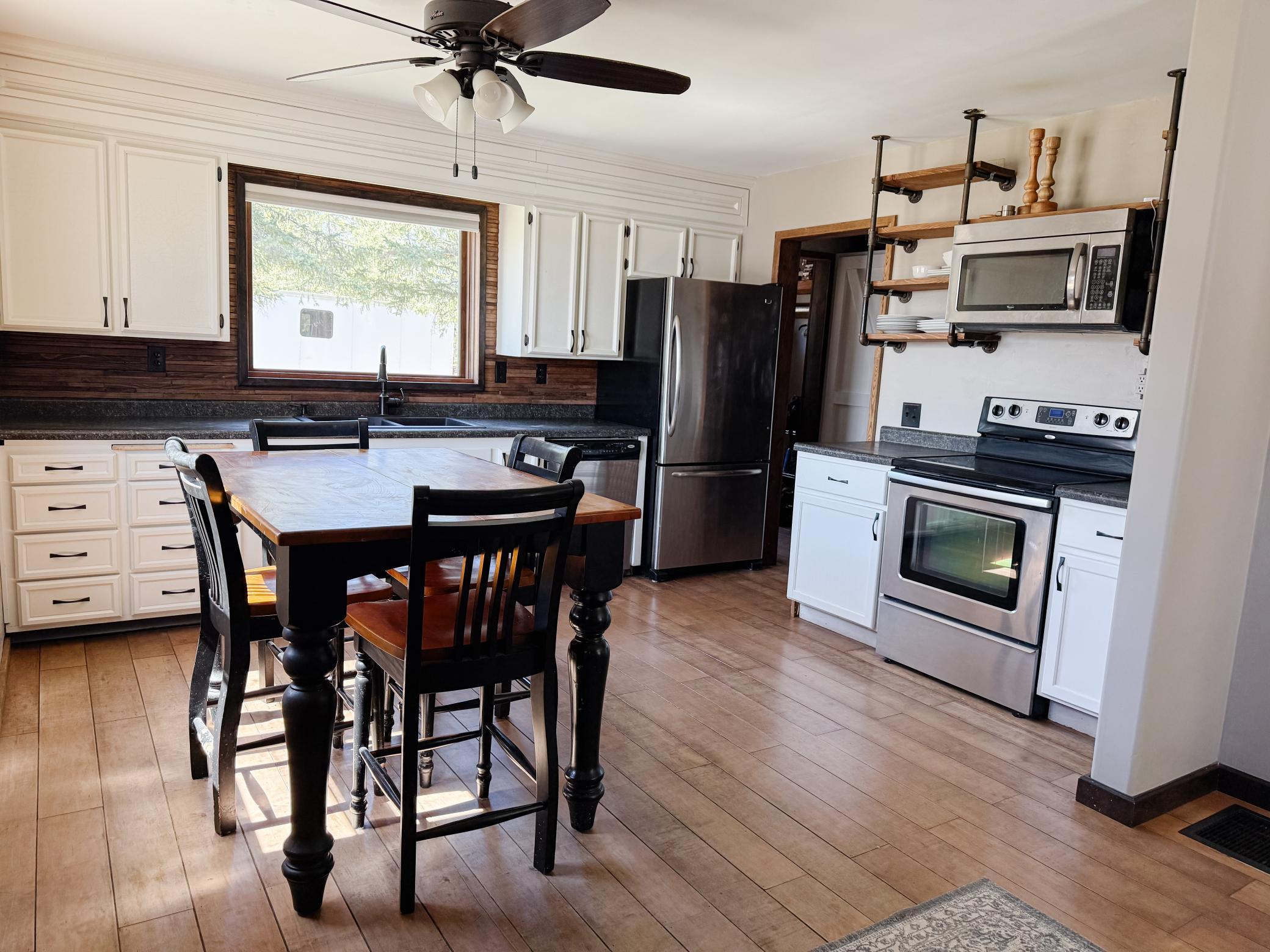 10507 Highway 11 Property Photo 24