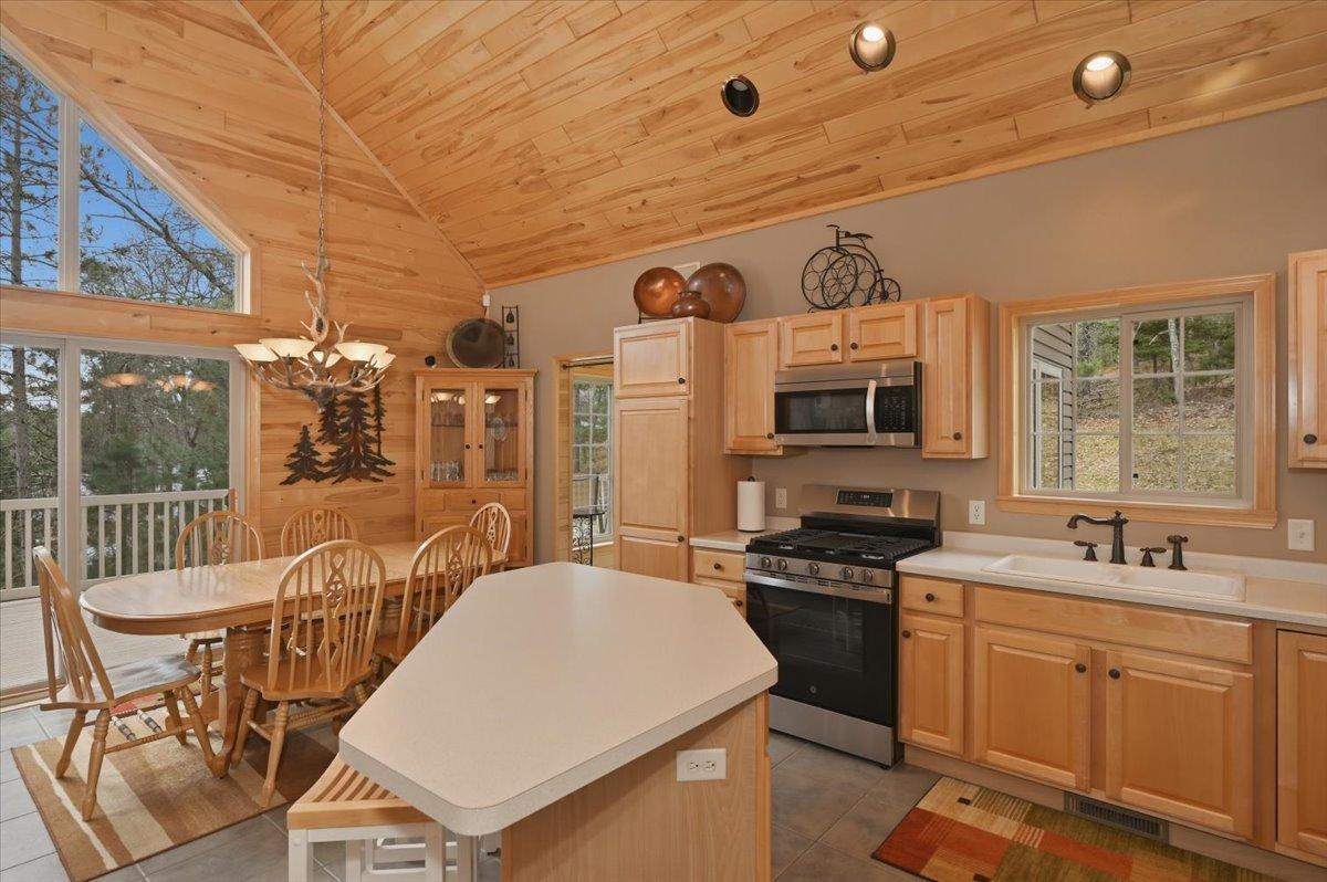 W7549 Tishimingo Trail Property Photo 4