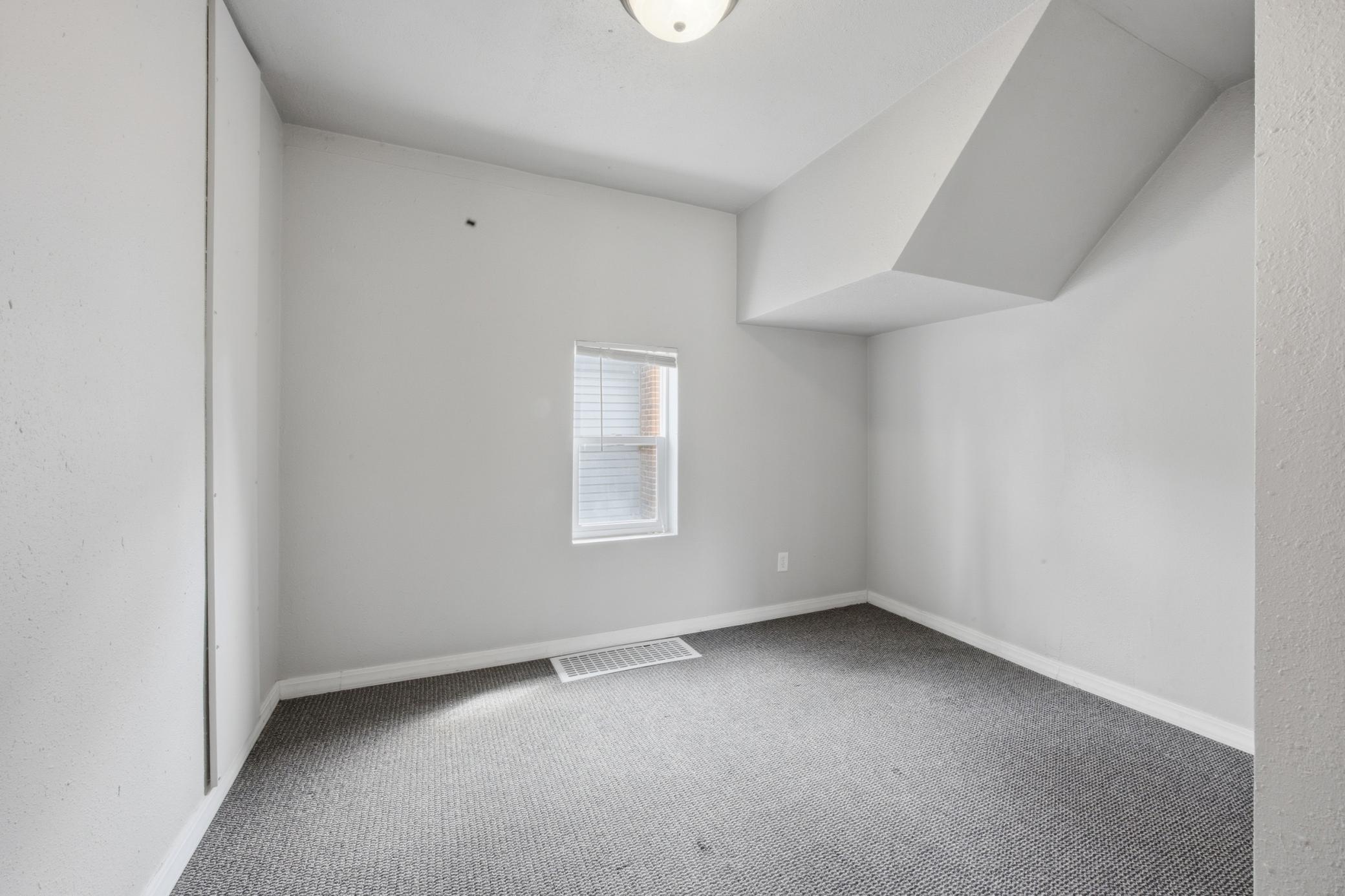 1002 4th Avenue S Property Photo 15