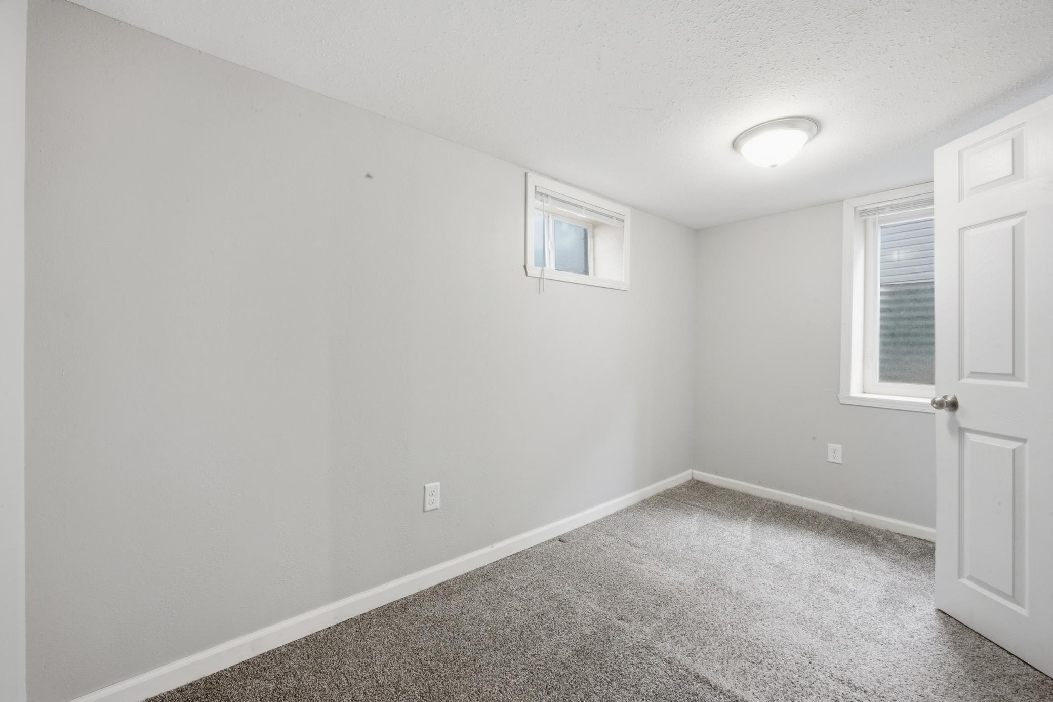 1002 4th Avenue S Property Photo 21