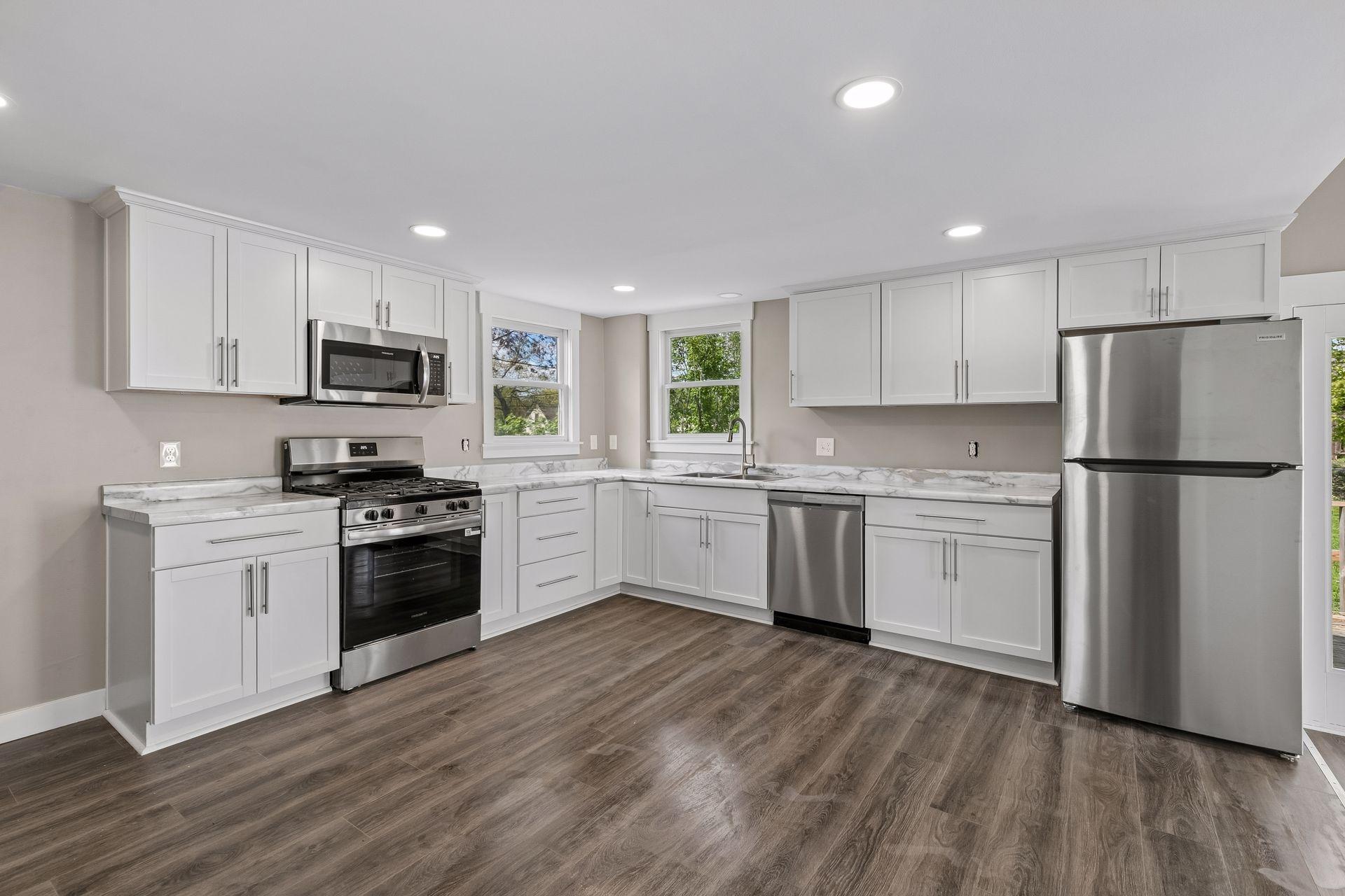 2587 2nd Avenue E Property Photo 13