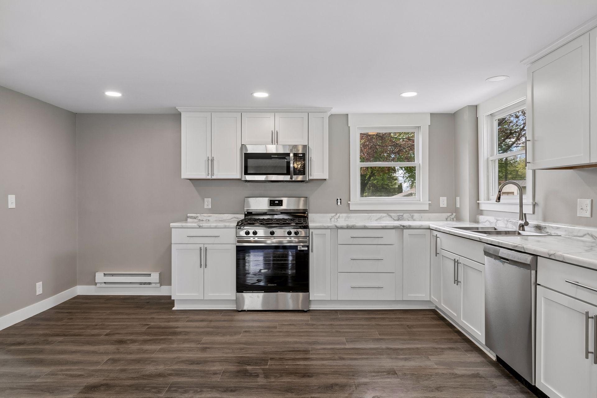 2587 2nd Avenue E Property Photo 16