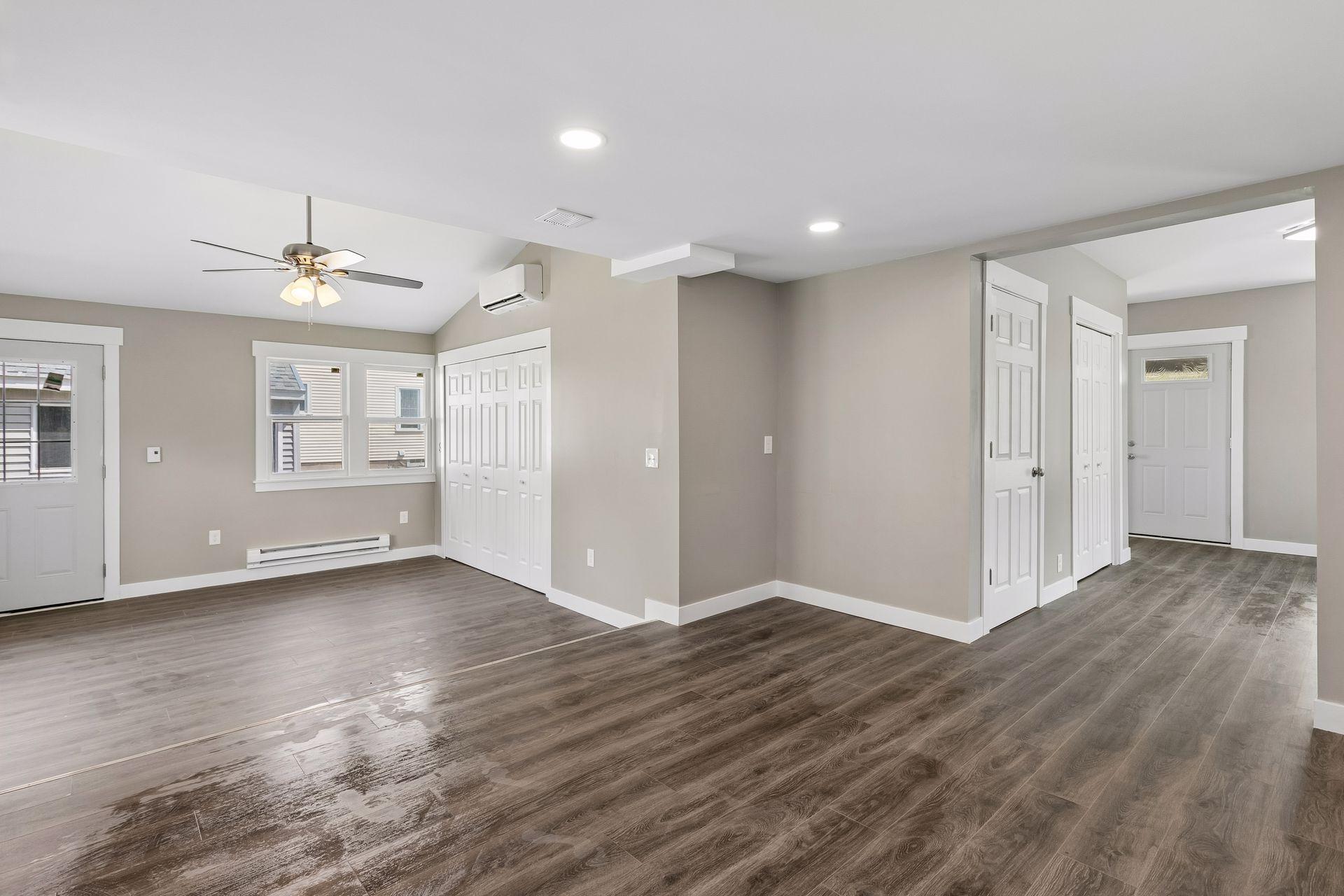 2587 2nd Avenue E Property Photo 18