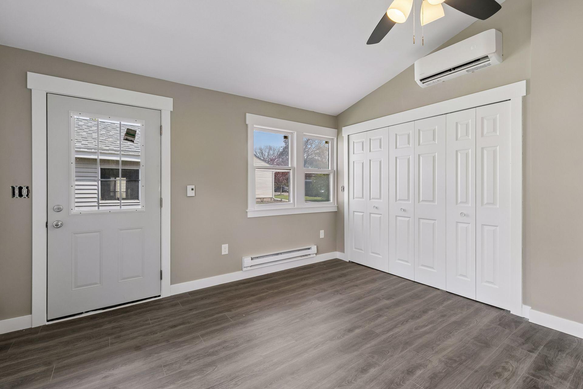 2587 2nd Avenue E Property Photo 19