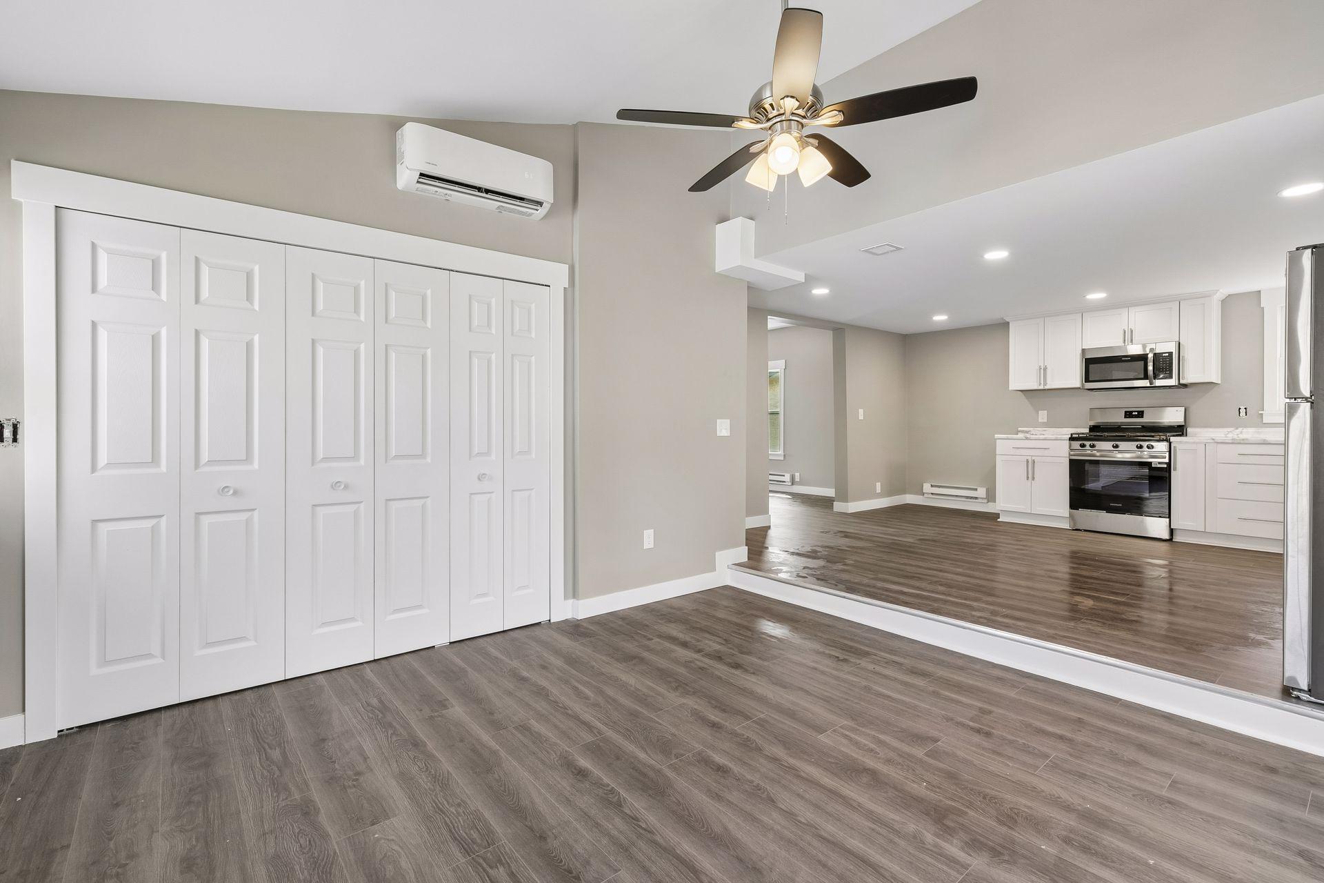 2587 2nd Avenue E Property Photo 20