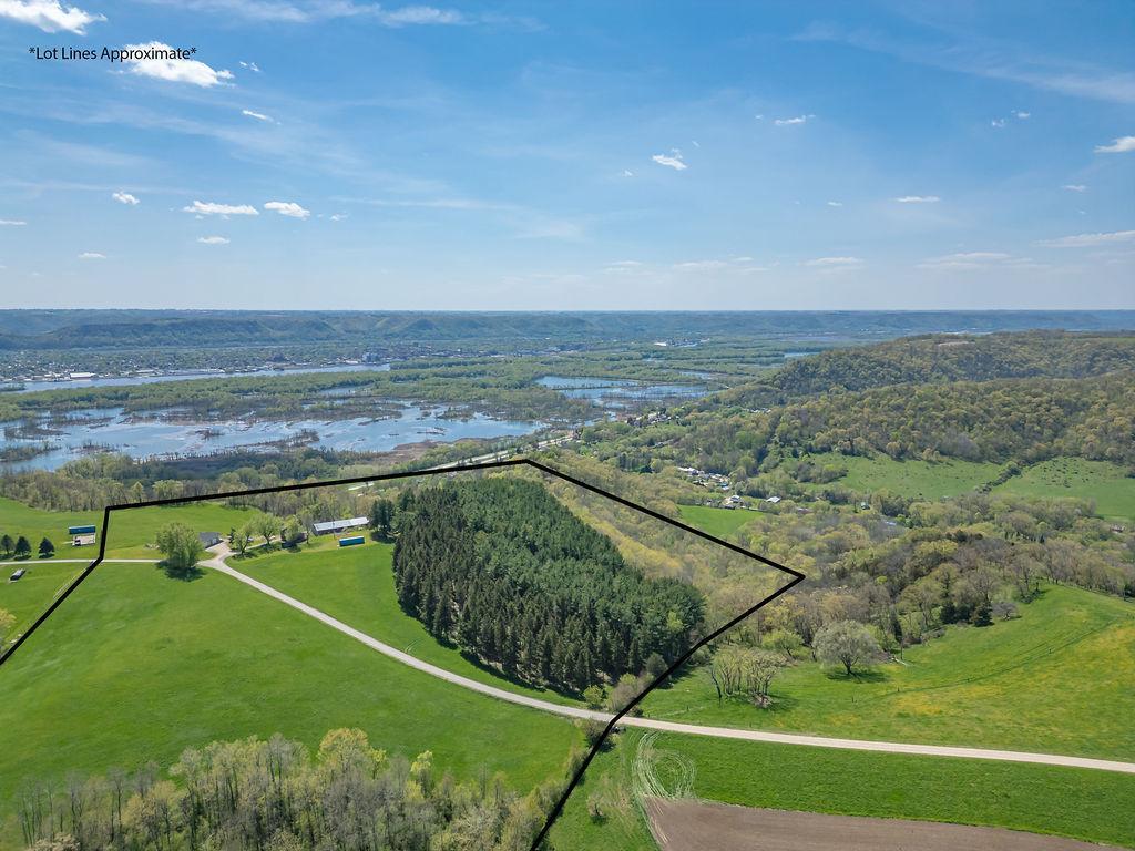 S3565 Rooster Ridge Lane Property Photo 8