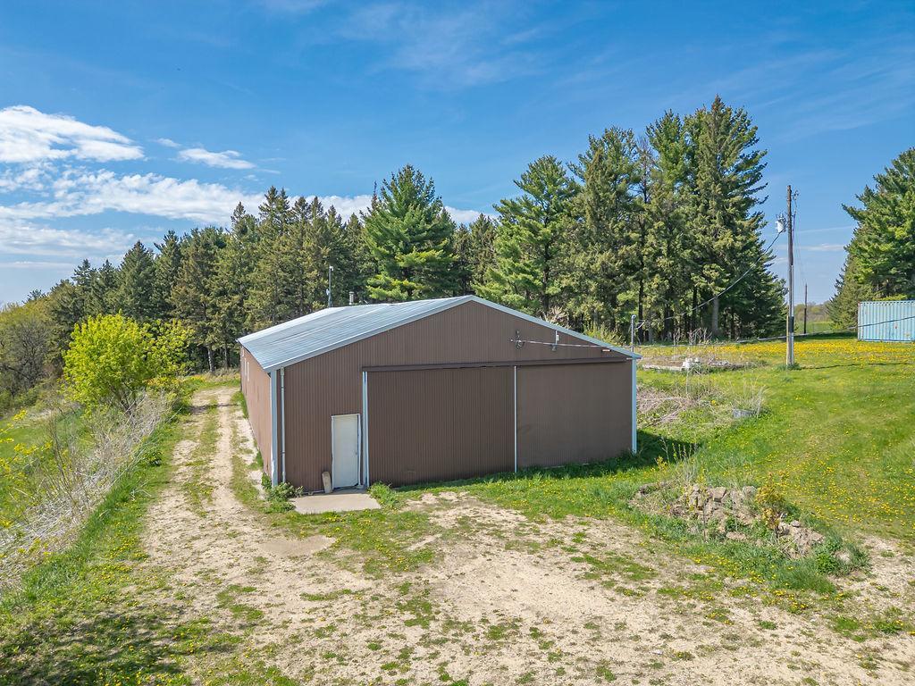 S3565 Rooster Ridge Lane Property Photo 10