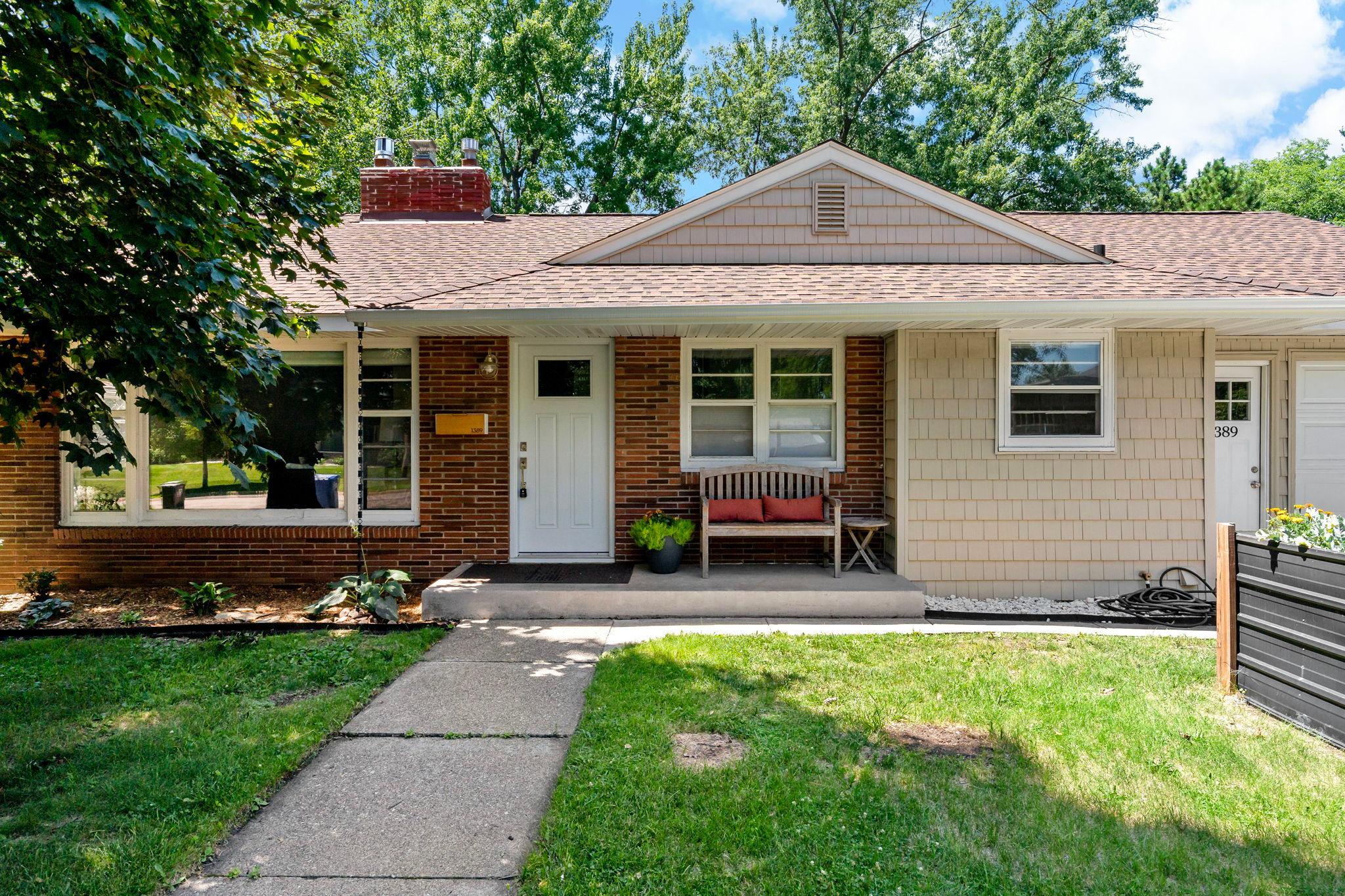 1389 Prior Avenue S Property Photo 1