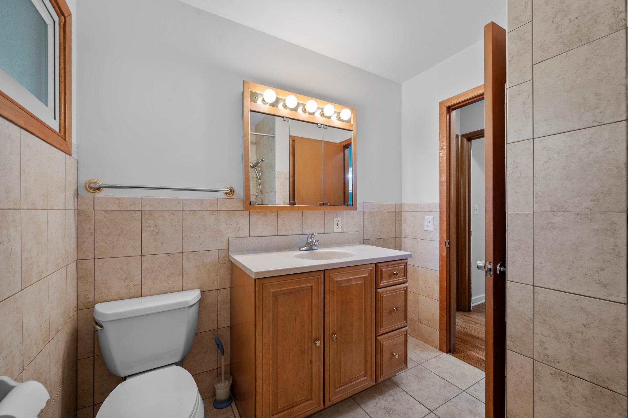 10433 Washburn Avenue S Property Photo 26