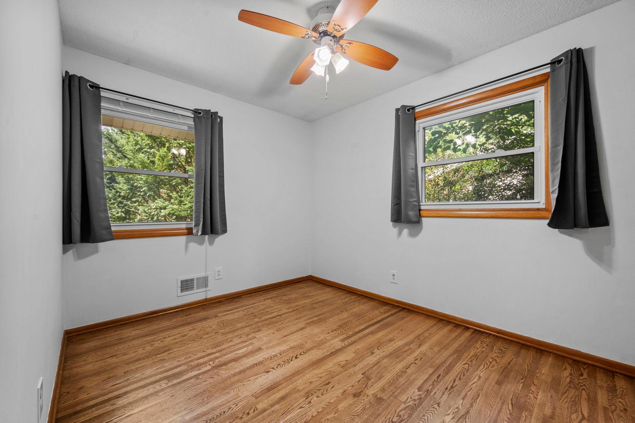 10433 Washburn Avenue S Property Photo 31