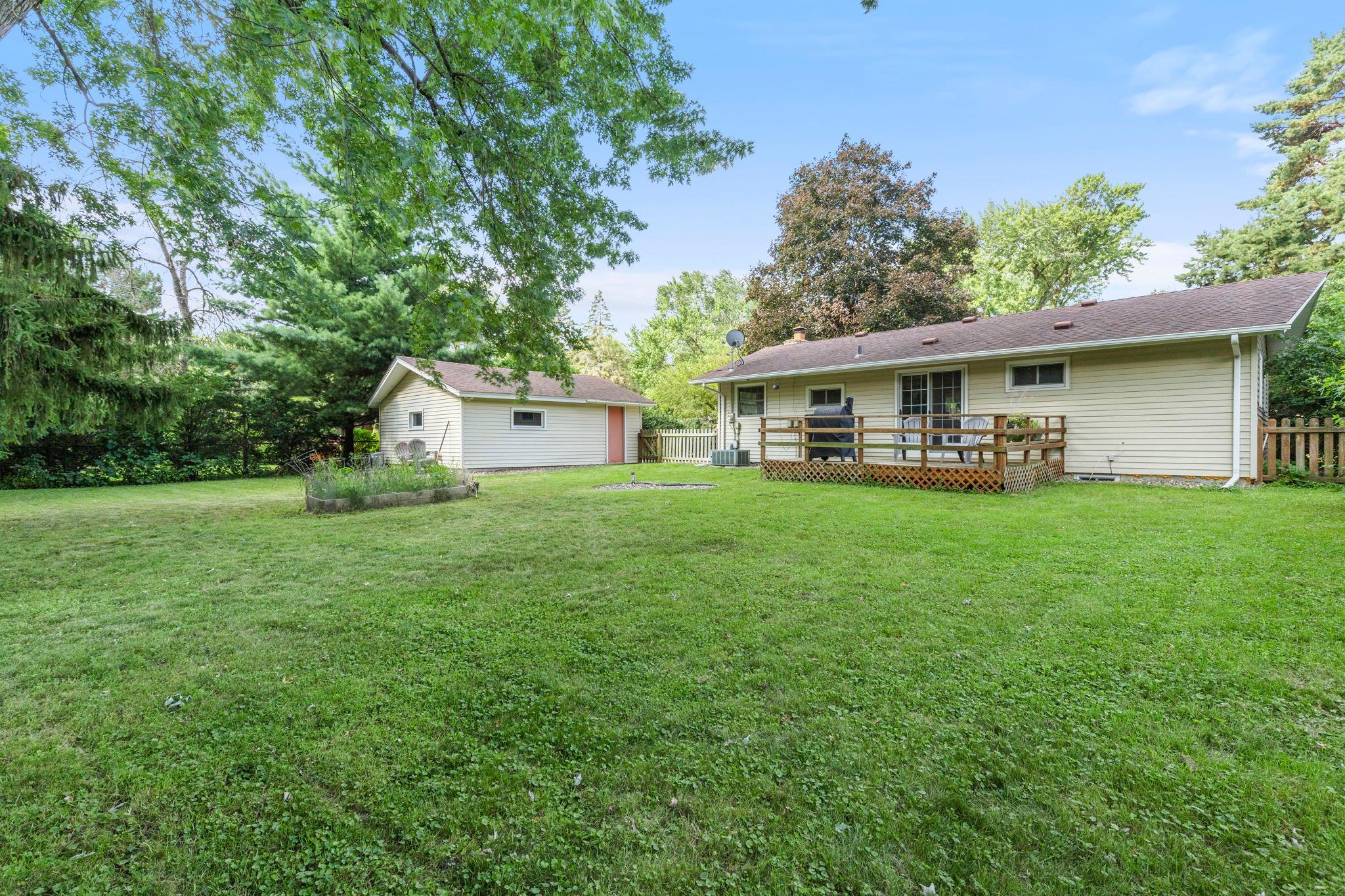 10433 Washburn Avenue S Property Photo 50