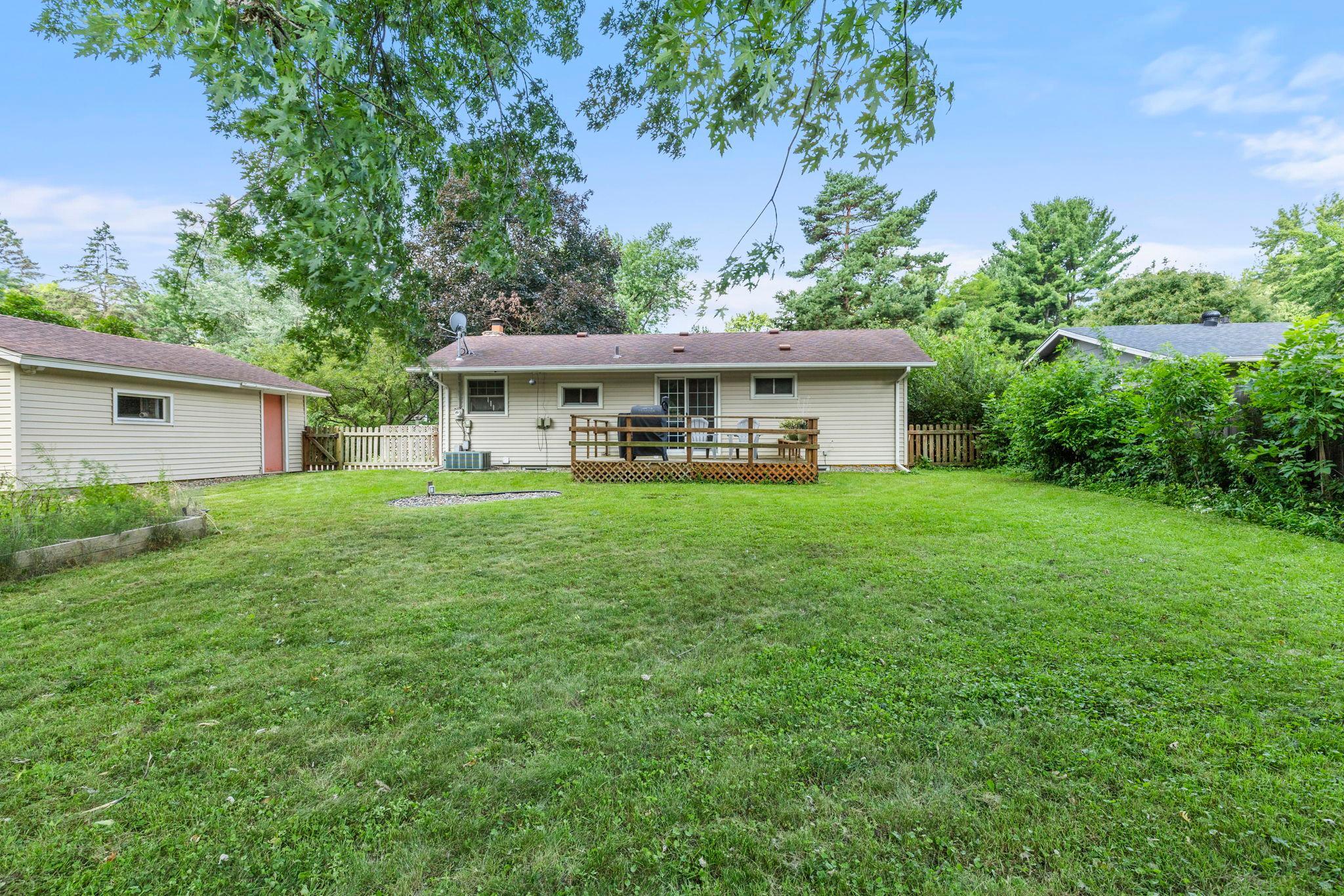 10433 Washburn Avenue S Property Photo 51