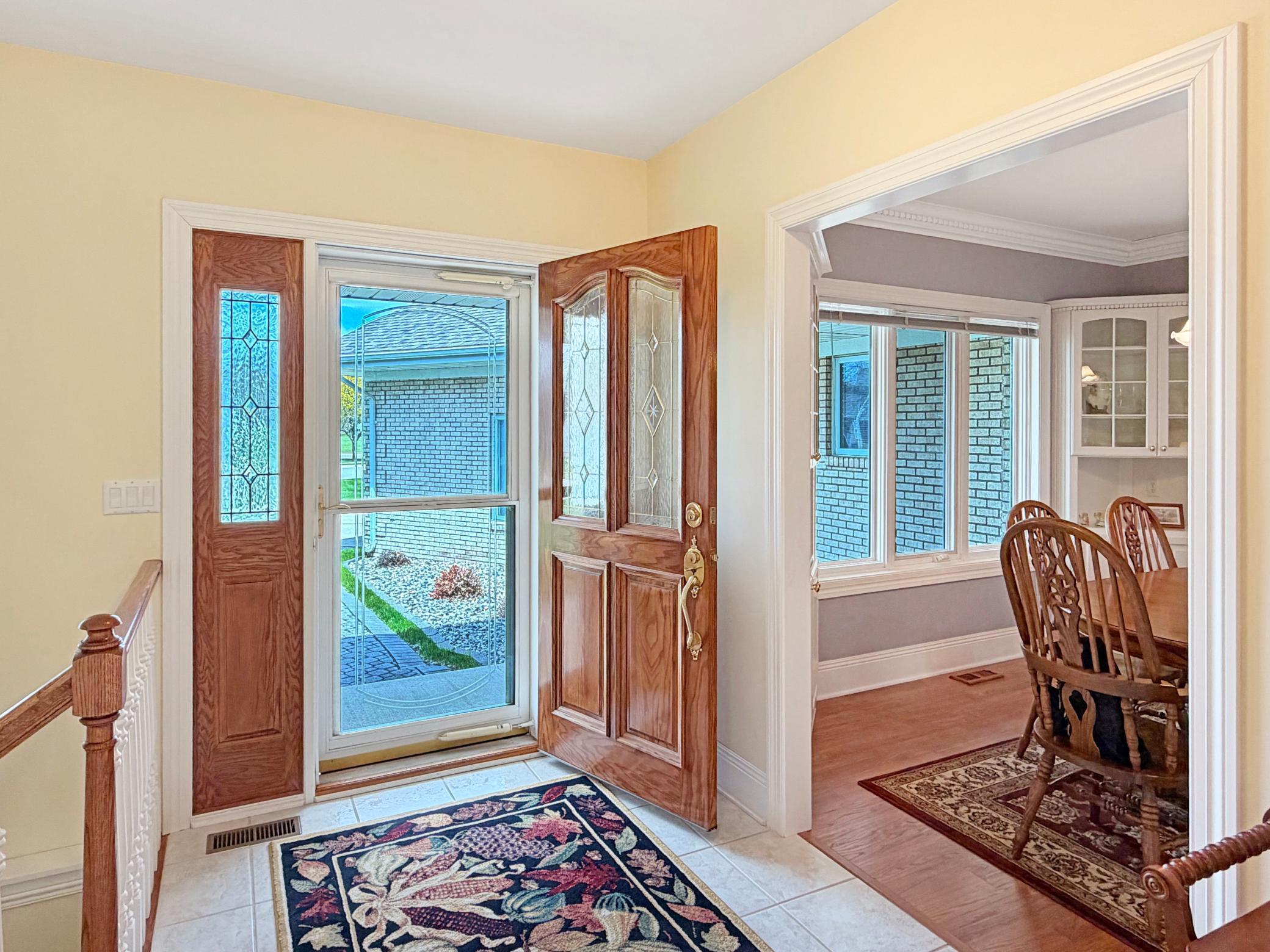 103 Whitney Circle Property Photo 5