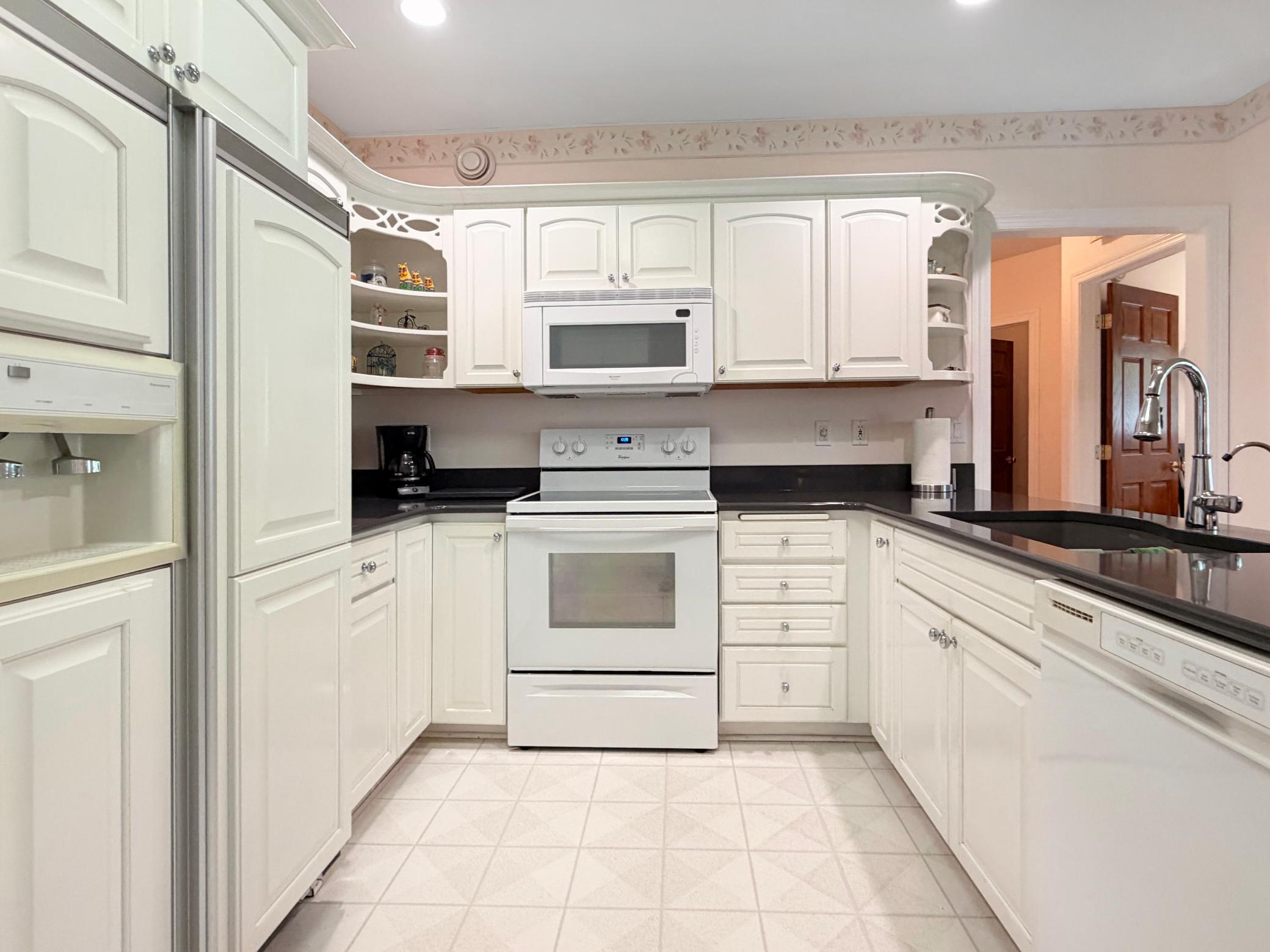 103 Whitney Circle Property Photo 12