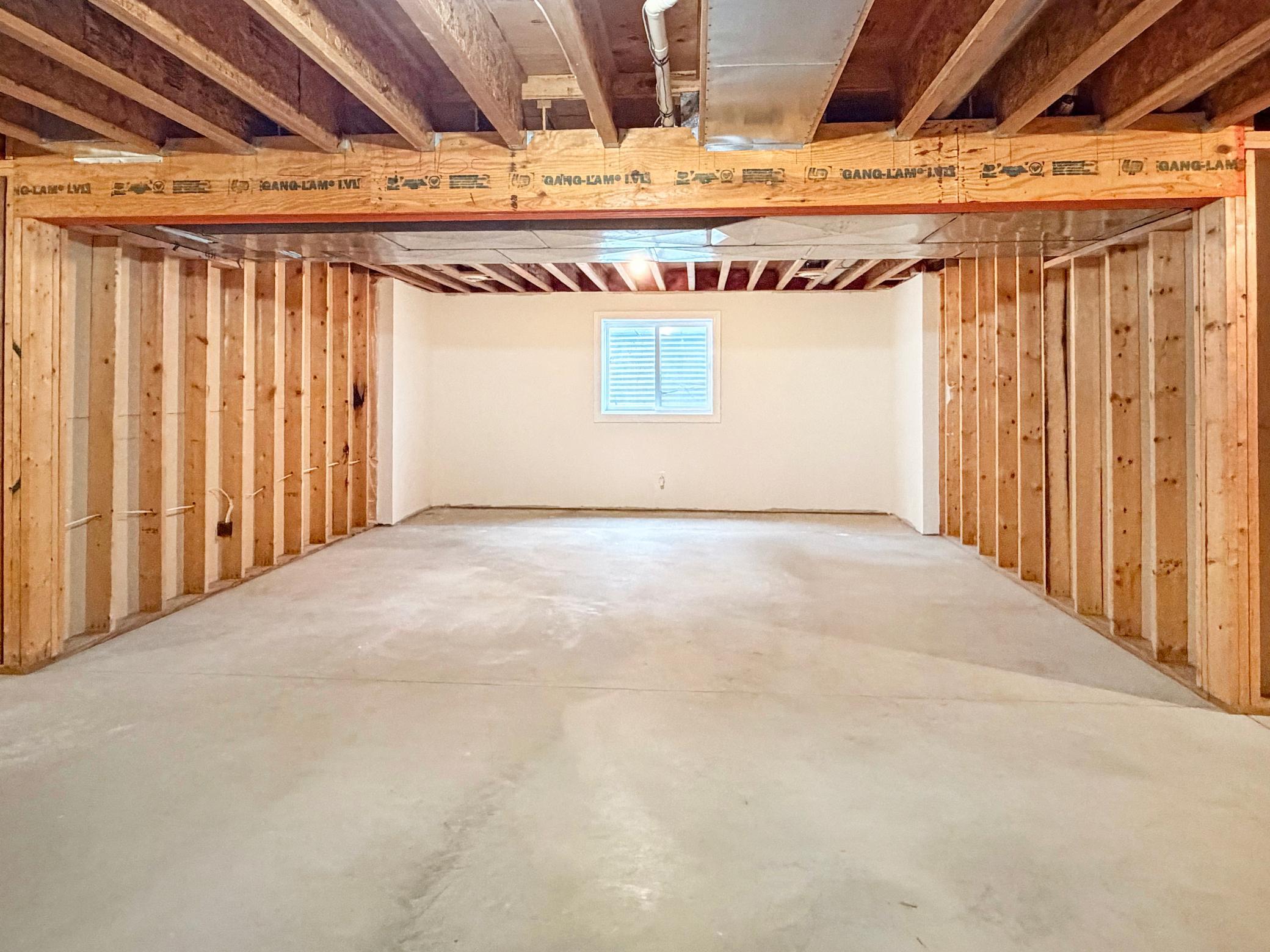 103 Whitney Circle Property Photo 41