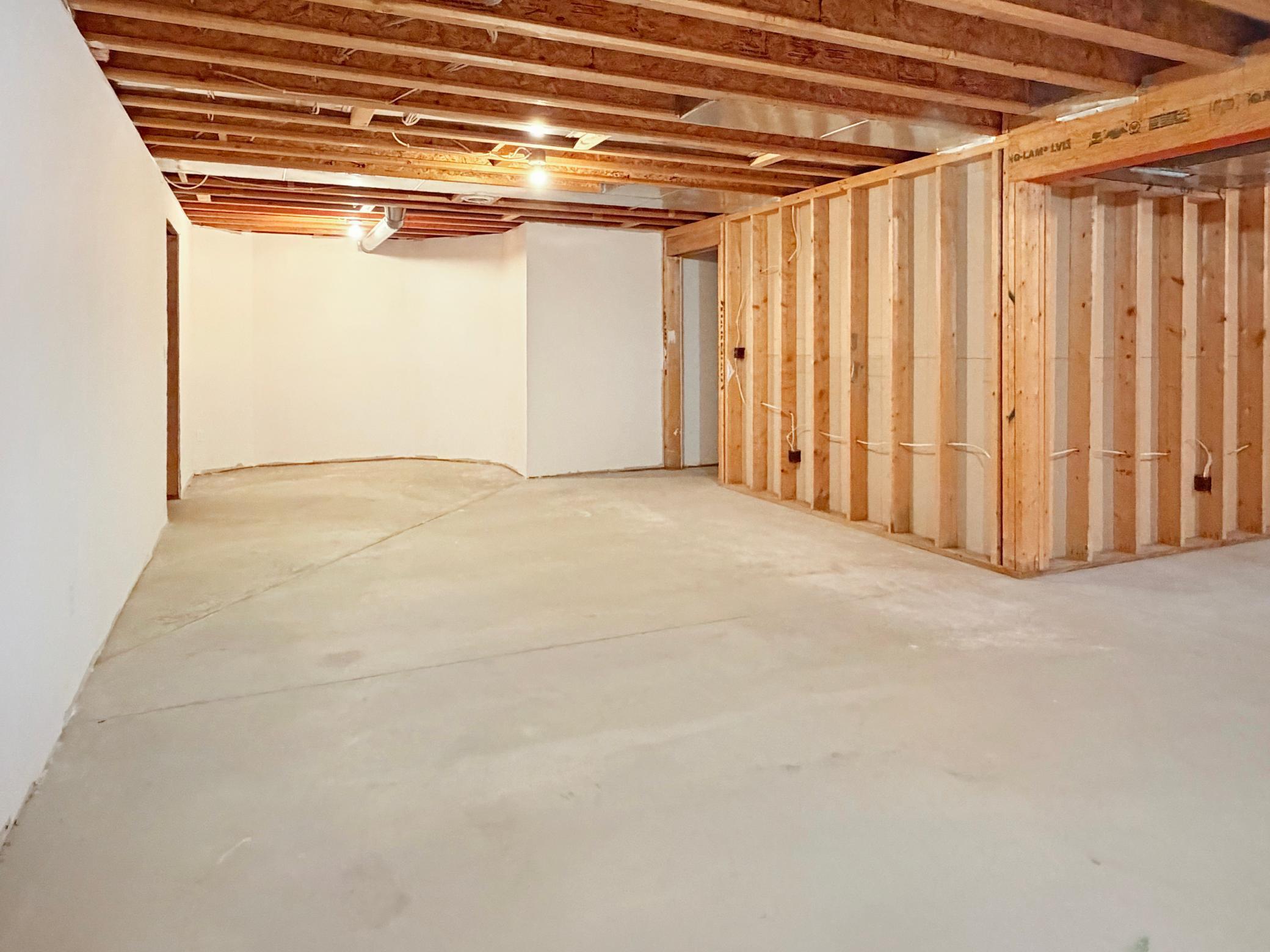 103 Whitney Circle Property Photo 42