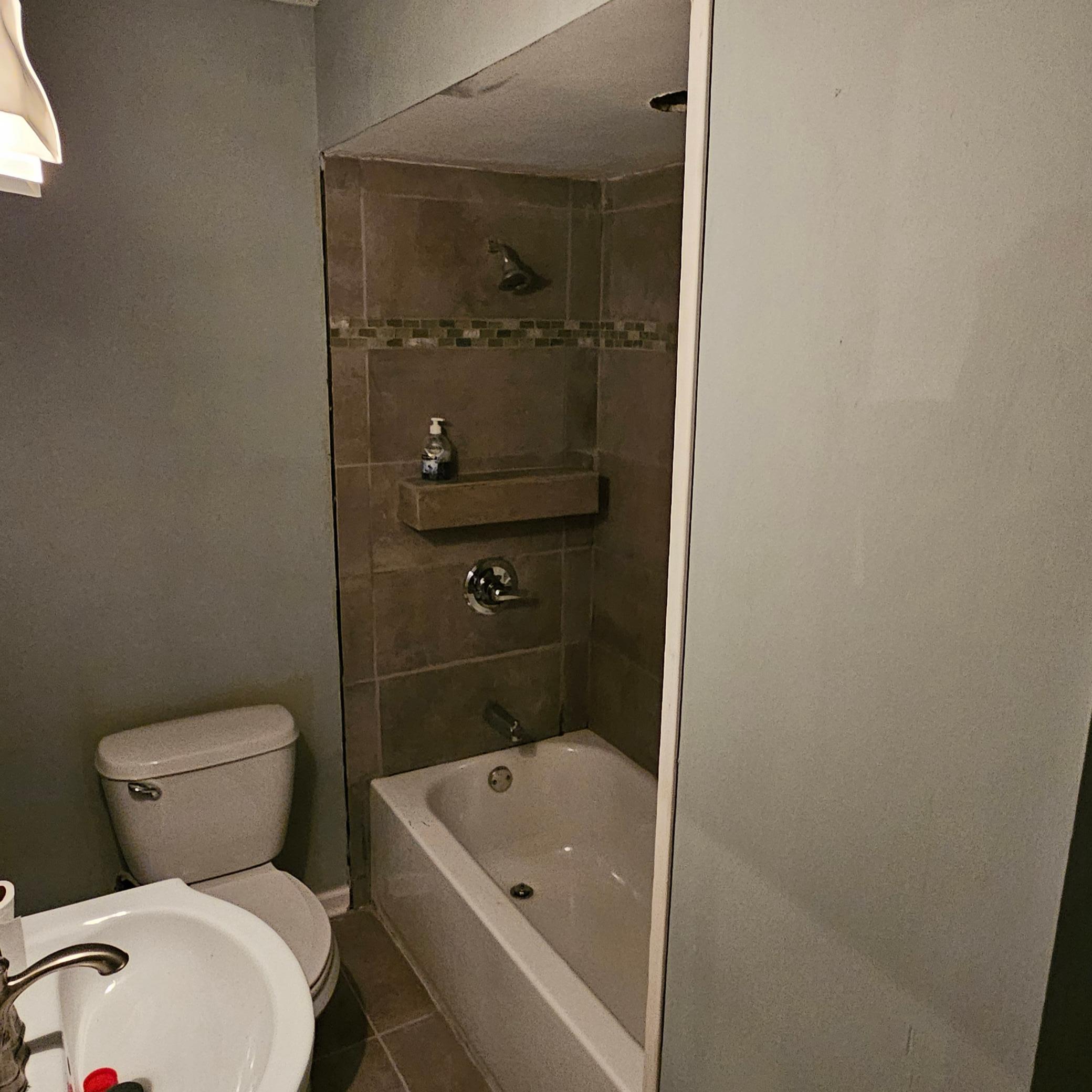 2407 N 4th Property Photo 17