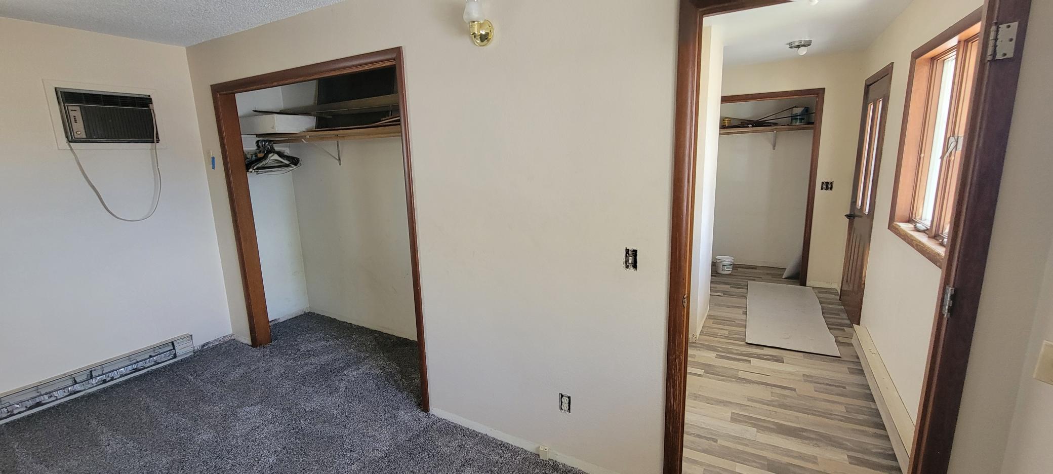 20 5th Street E Property Photo 13
