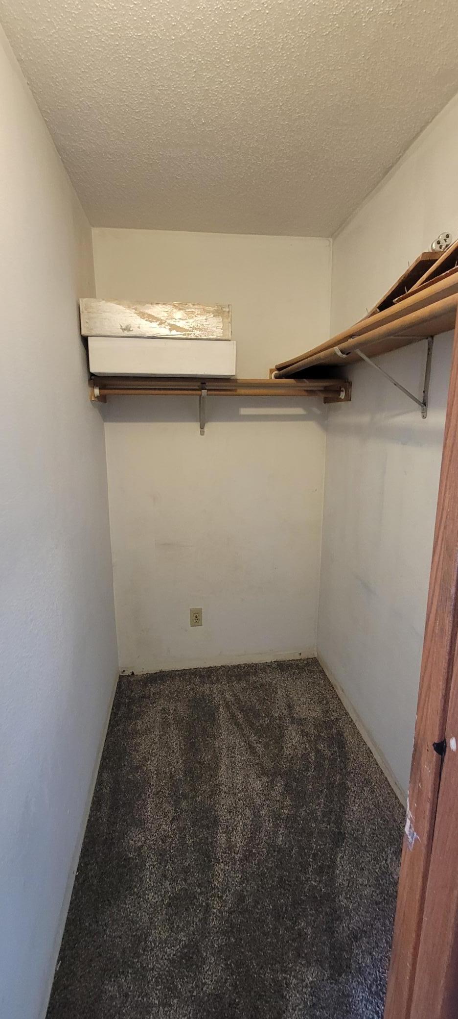20 5th Street E Property Photo 15