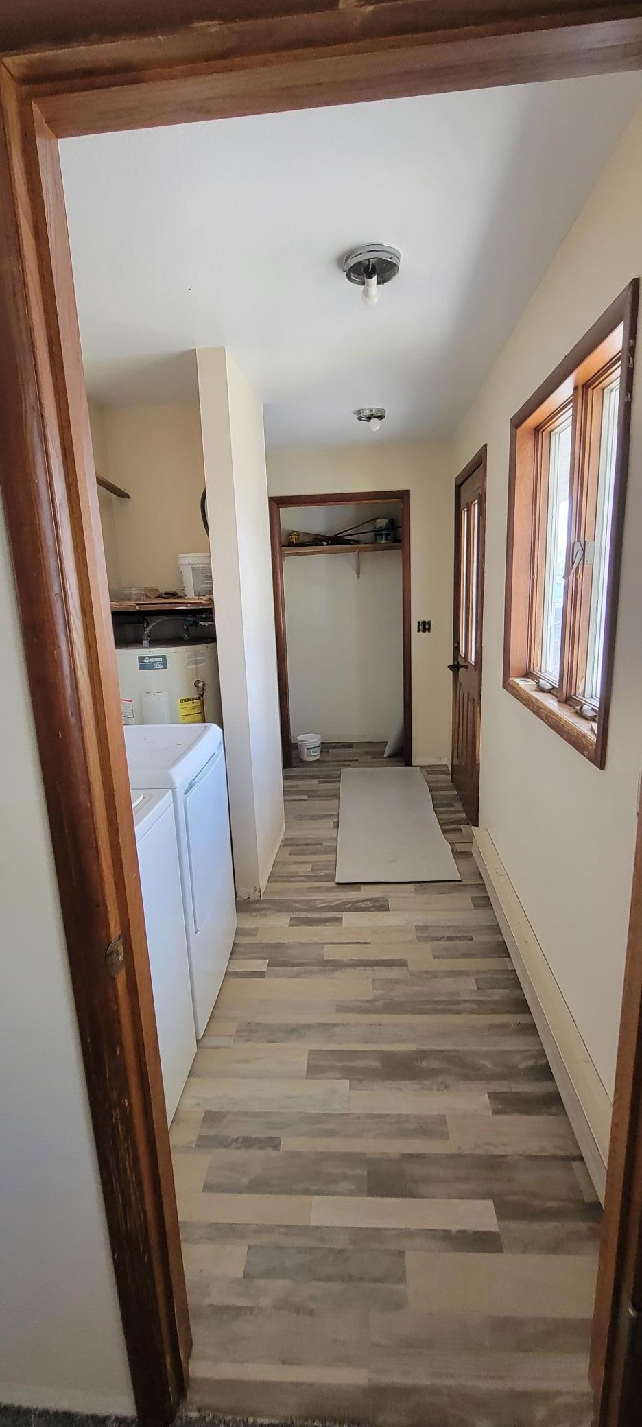 20 5th Street E Property Photo 17