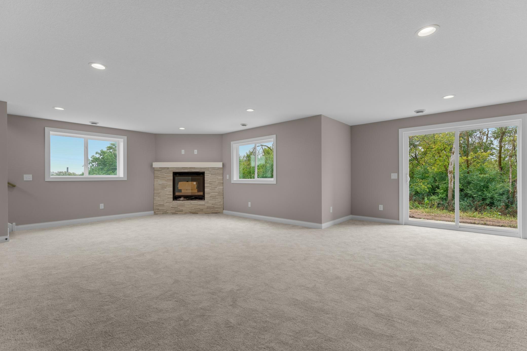 607 E 9th Street Property Photo 22