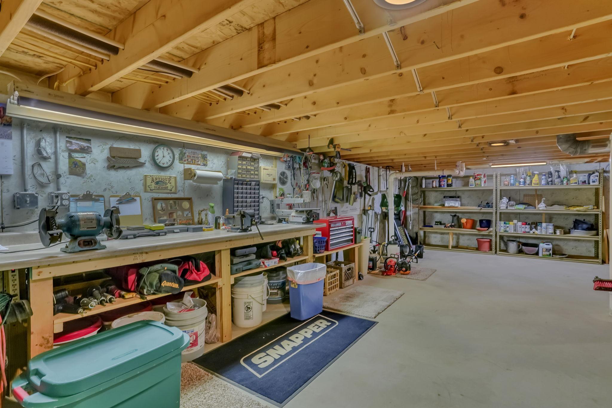 14535 Breezy Point Road Property Photo 44