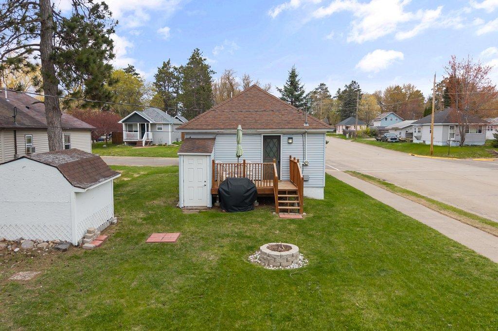 132 2nd Street Ne Property Photo 34