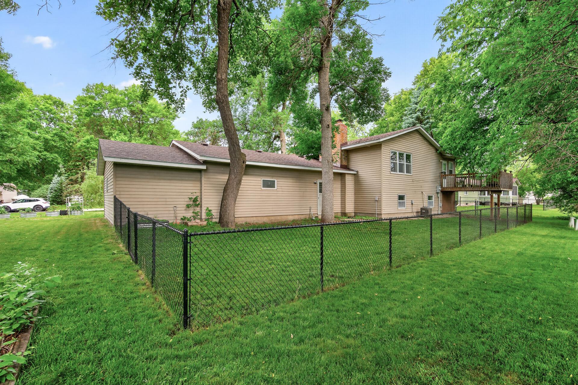 1310 Woods Circle Property Photo 34