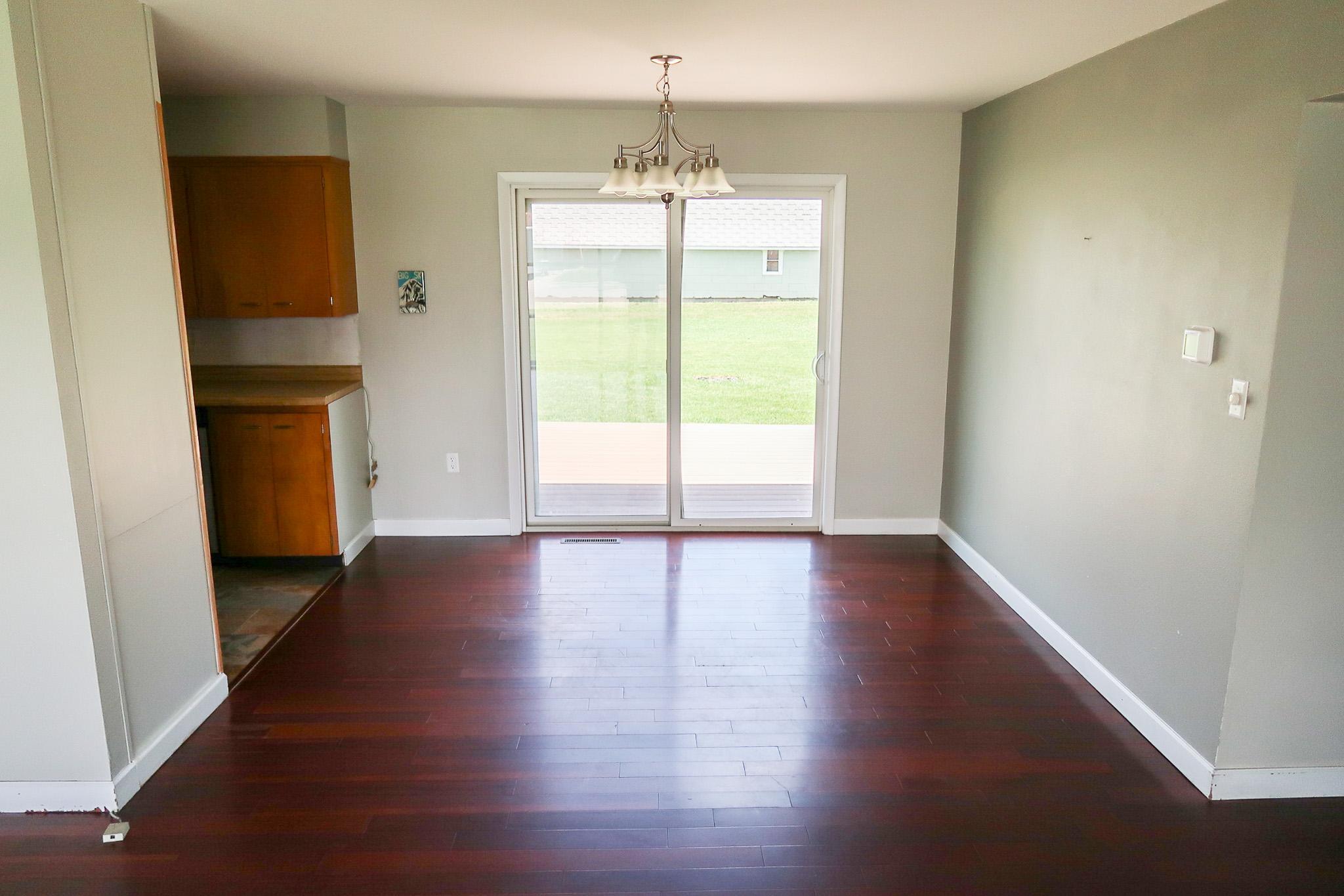 308 4th Street E Property Photo 10