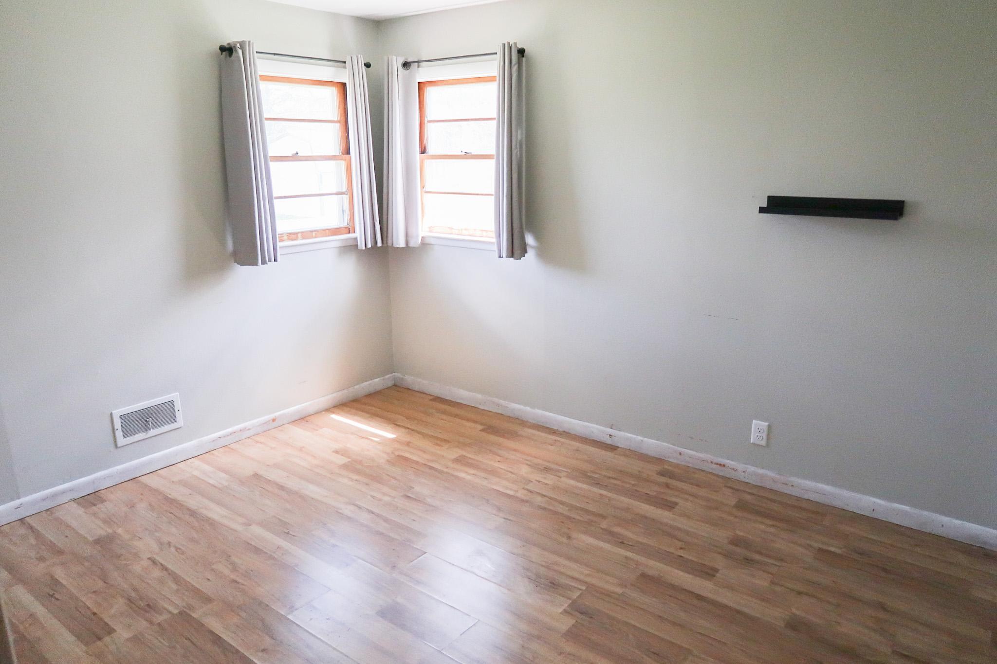 308 4th Street E Property Photo 17