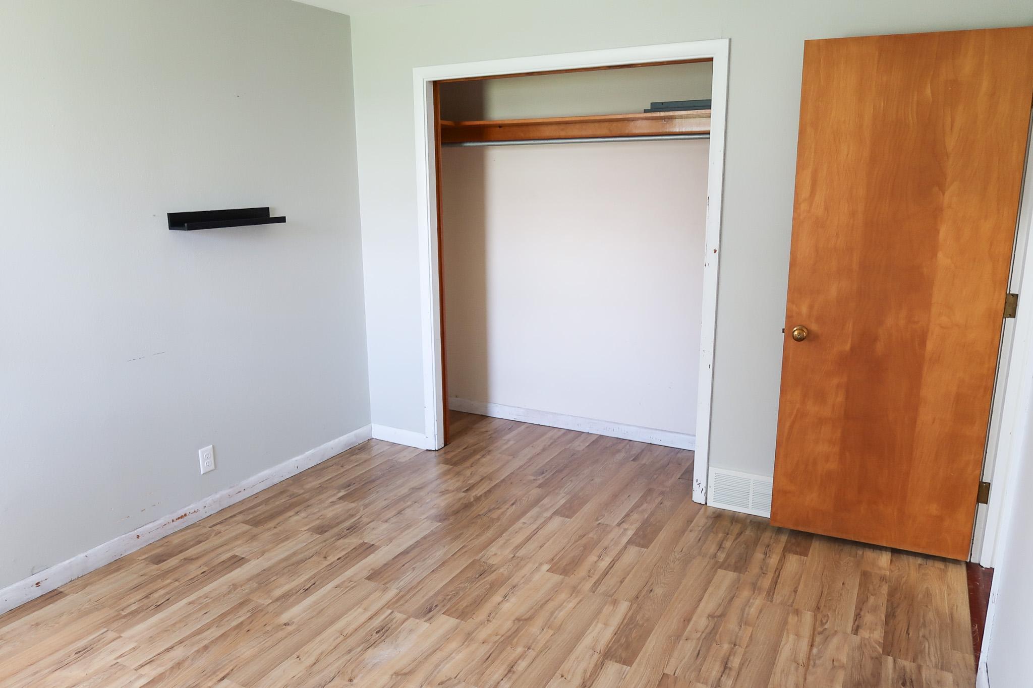 308 4th Street E Property Photo 19