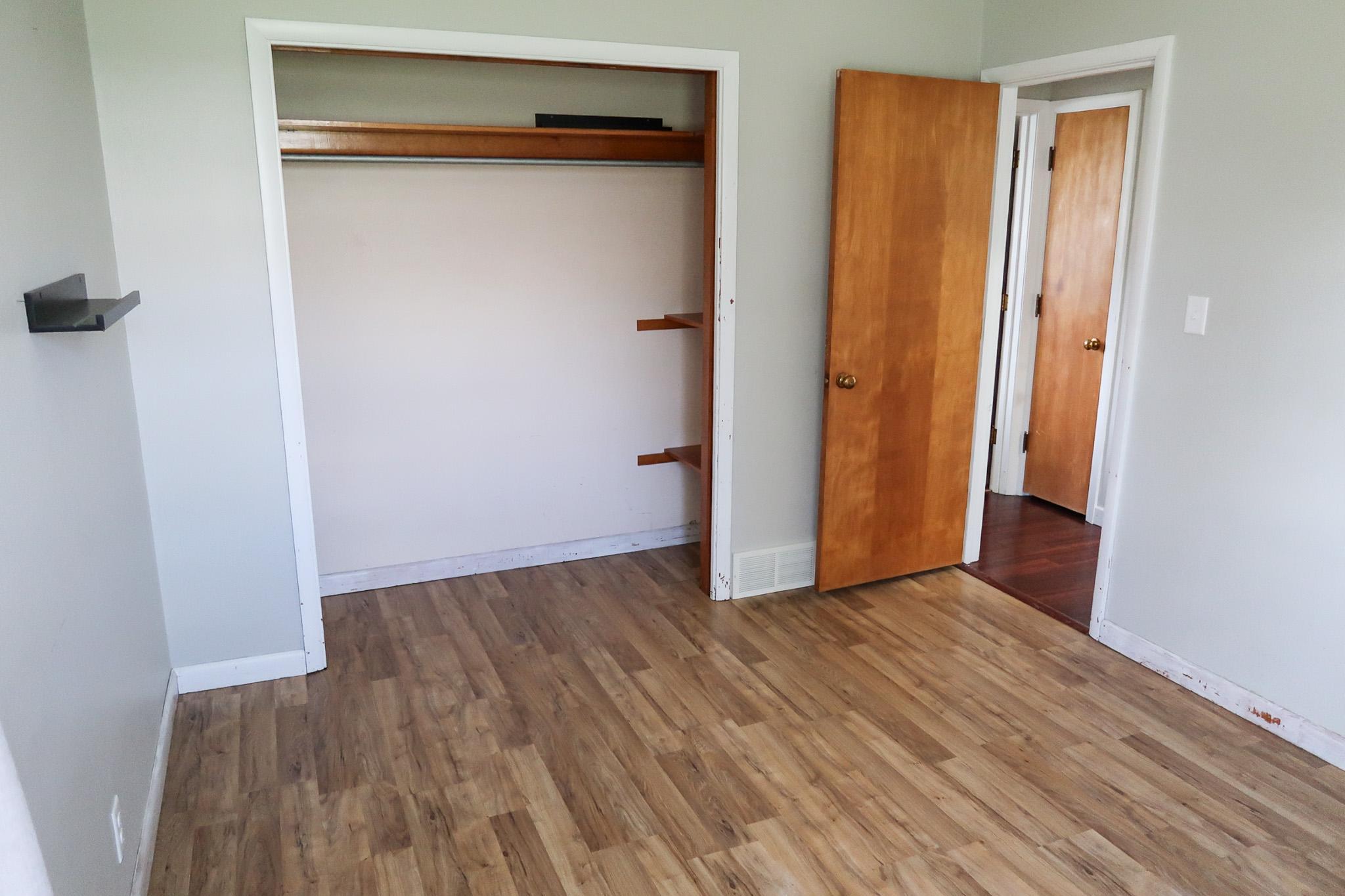308 4th Street E Property Photo 20