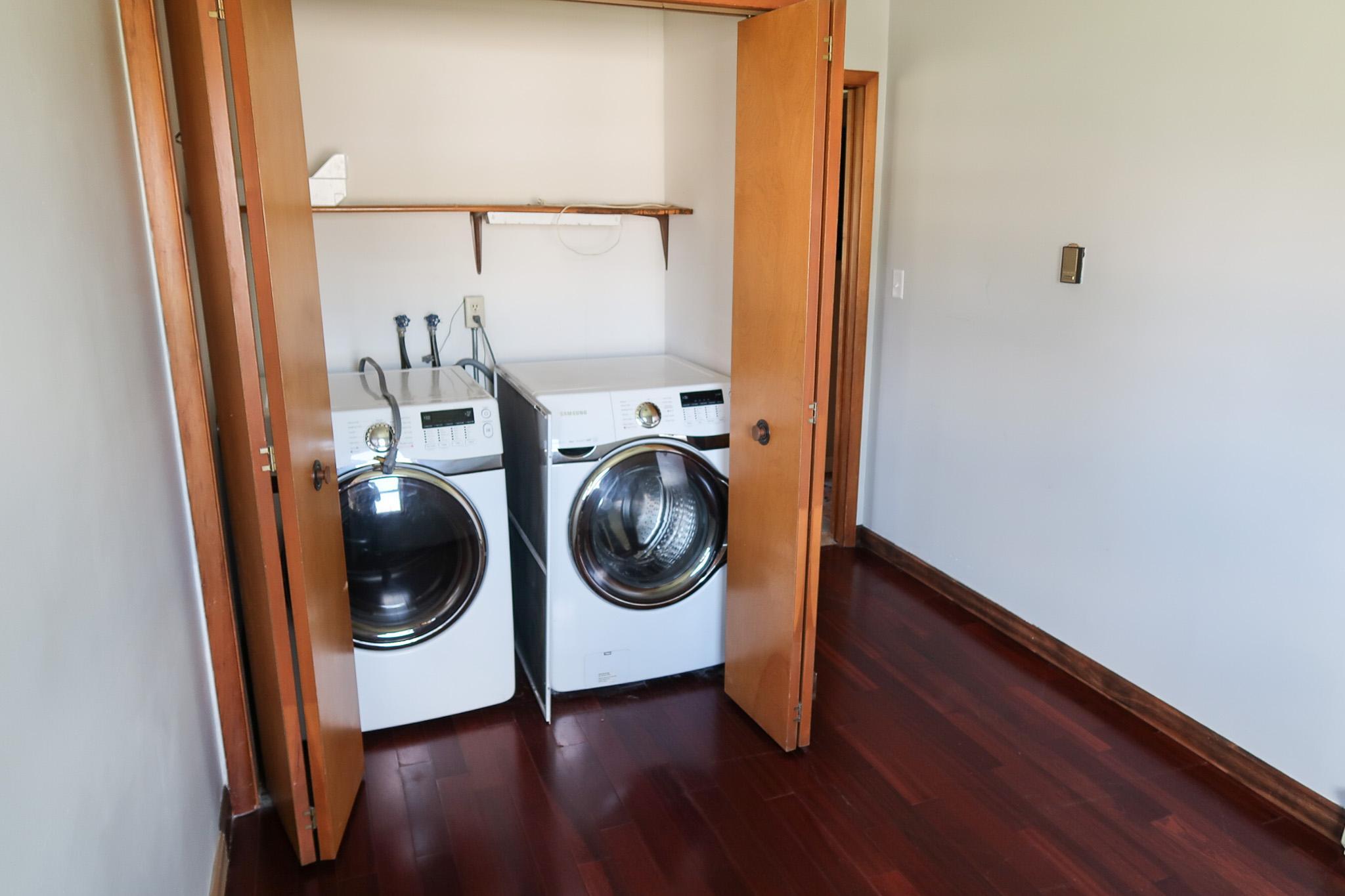 308 4th Street E Property Photo 27