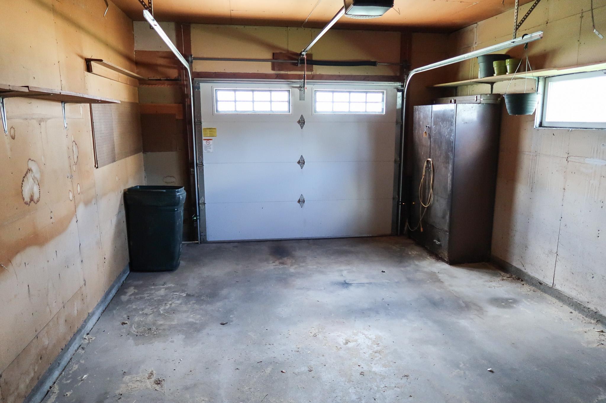 308 4th Street E Property Photo 43