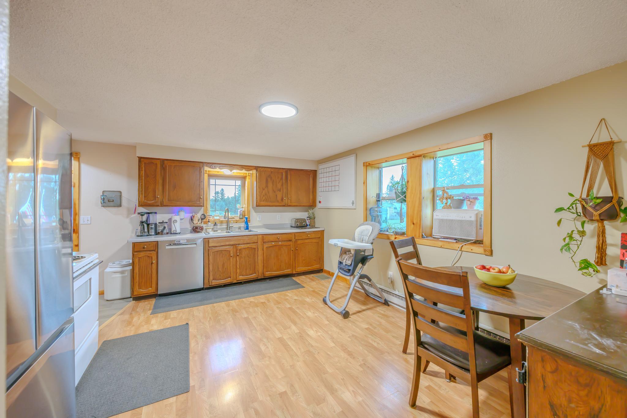 24058 County 2 Property Photo 5