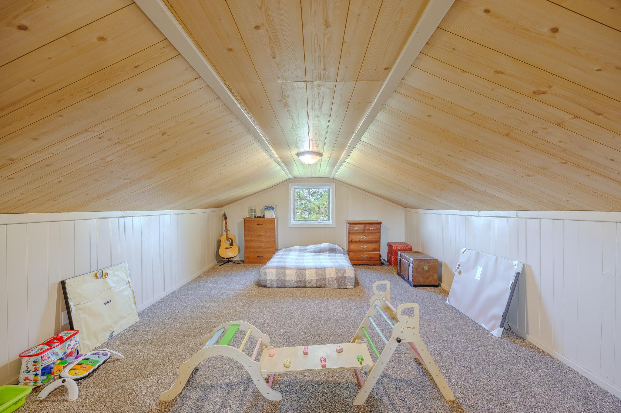 24058 County 2 Property Photo 17