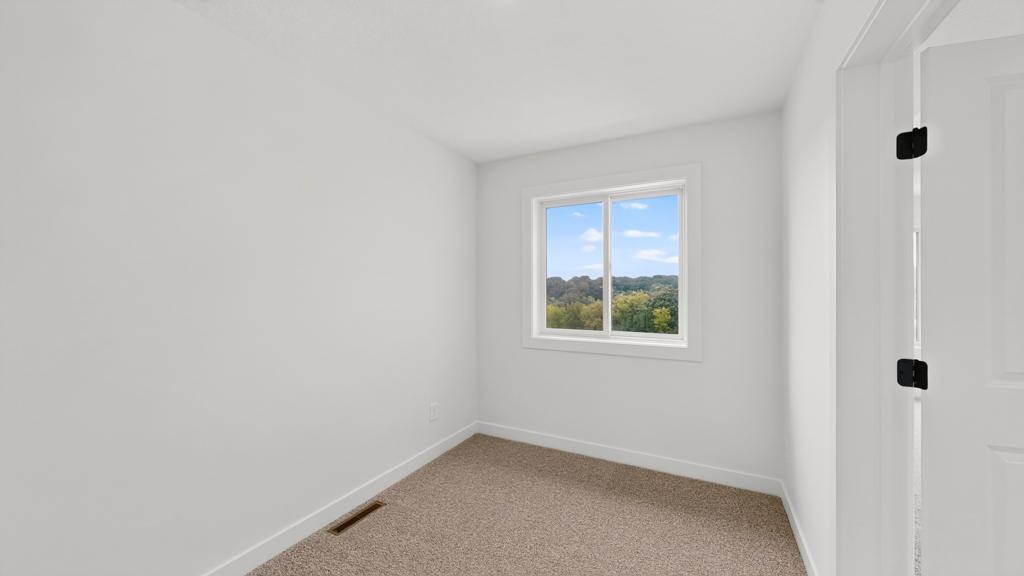 3463 Stonehedge Dr Ne Property Photo 25