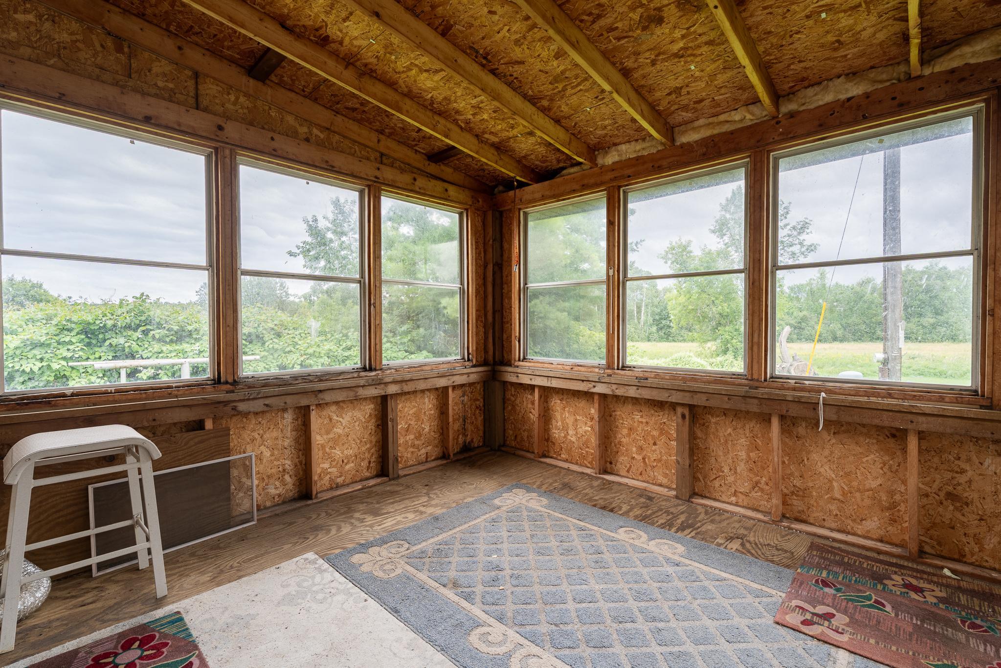 18467 Vineland Road Property Photo 25
