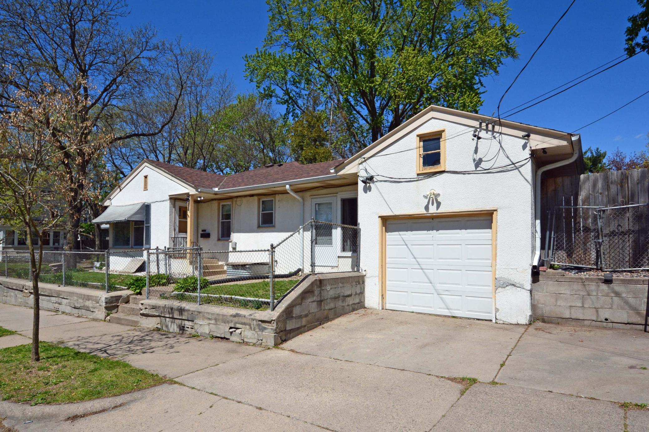 2122 30th Avenue N Property Photo 1