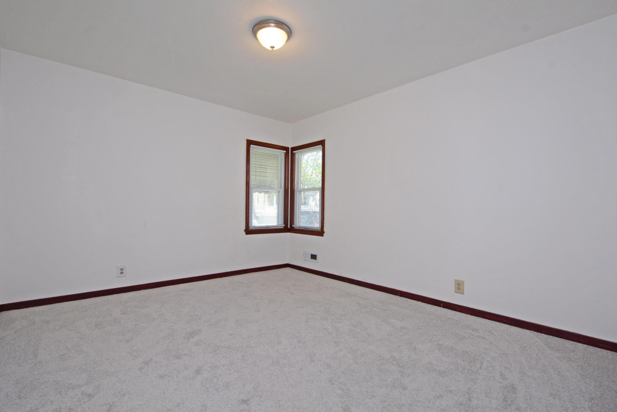 2122 30th Avenue N Property Photo 13