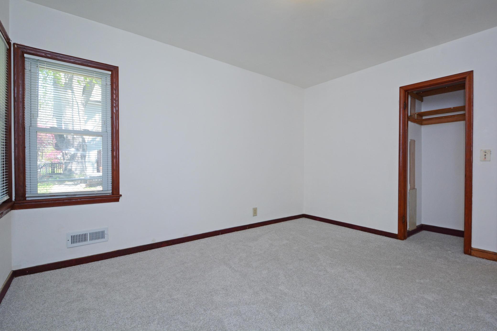 2122 30th Avenue N Property Photo 14