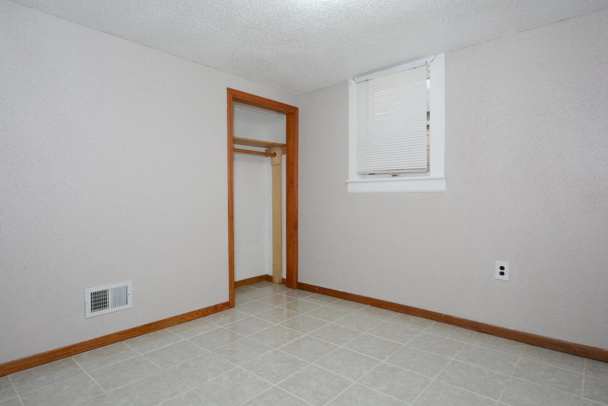 2122 30th Avenue N Property Photo 20