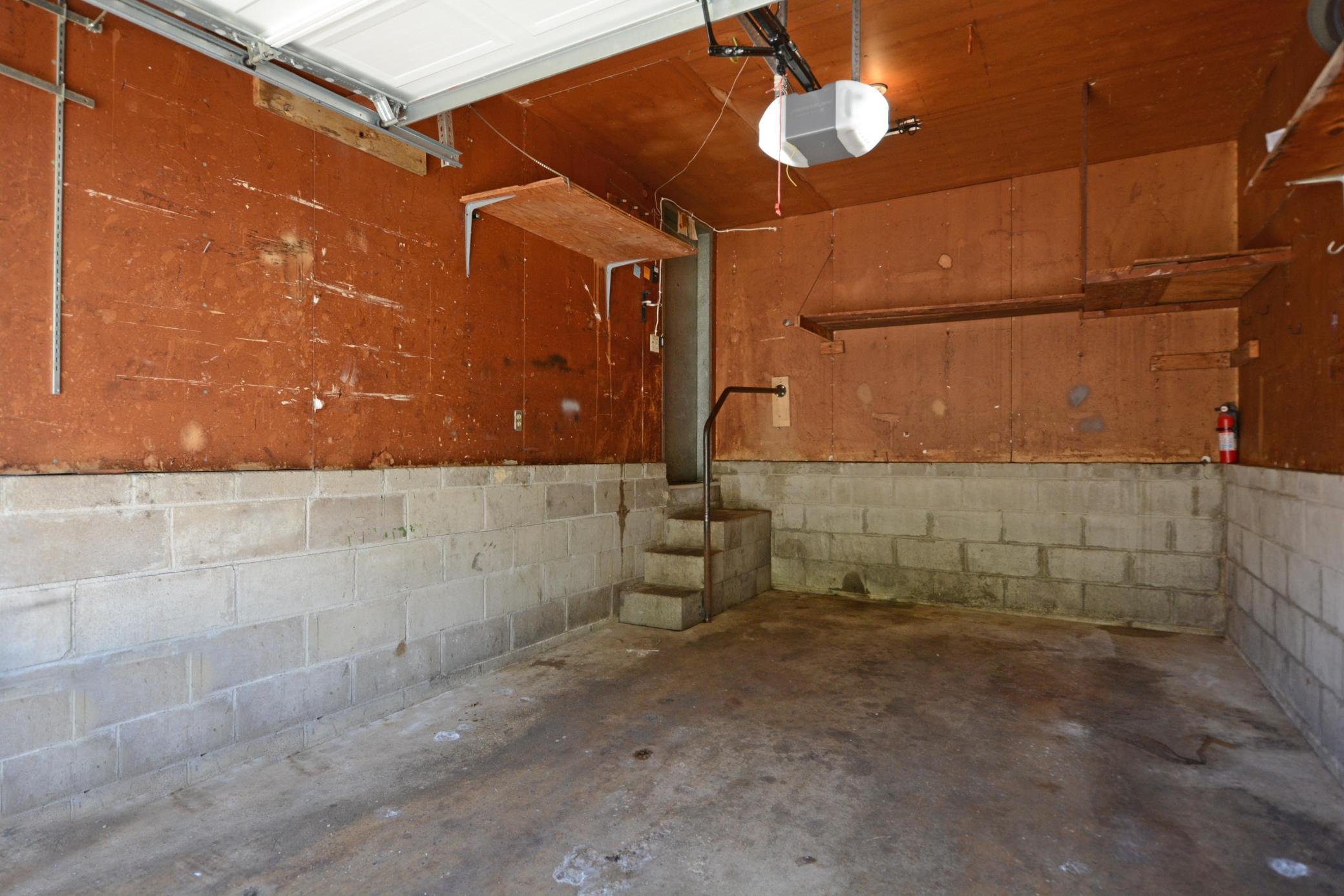 2122 30th Avenue N Property Photo 28