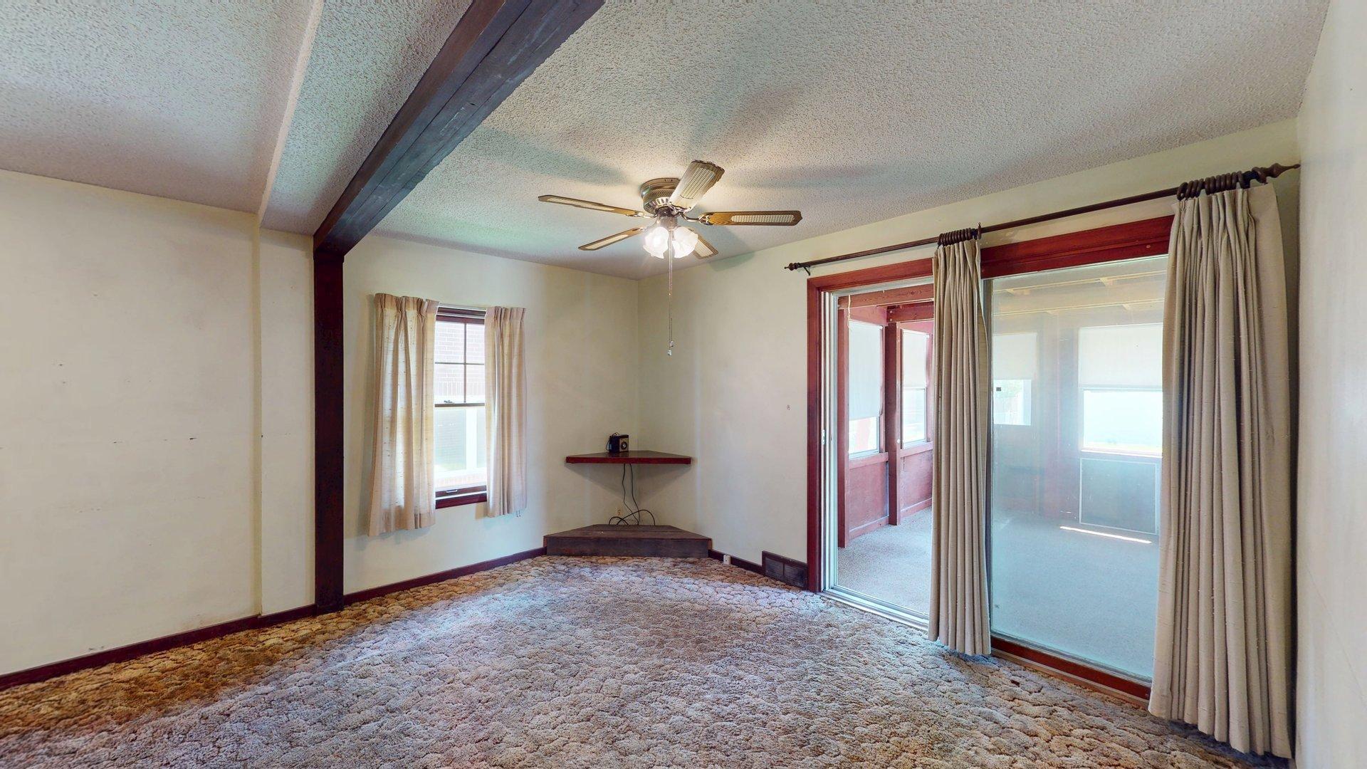 406 Giles Place Property Photo 10
