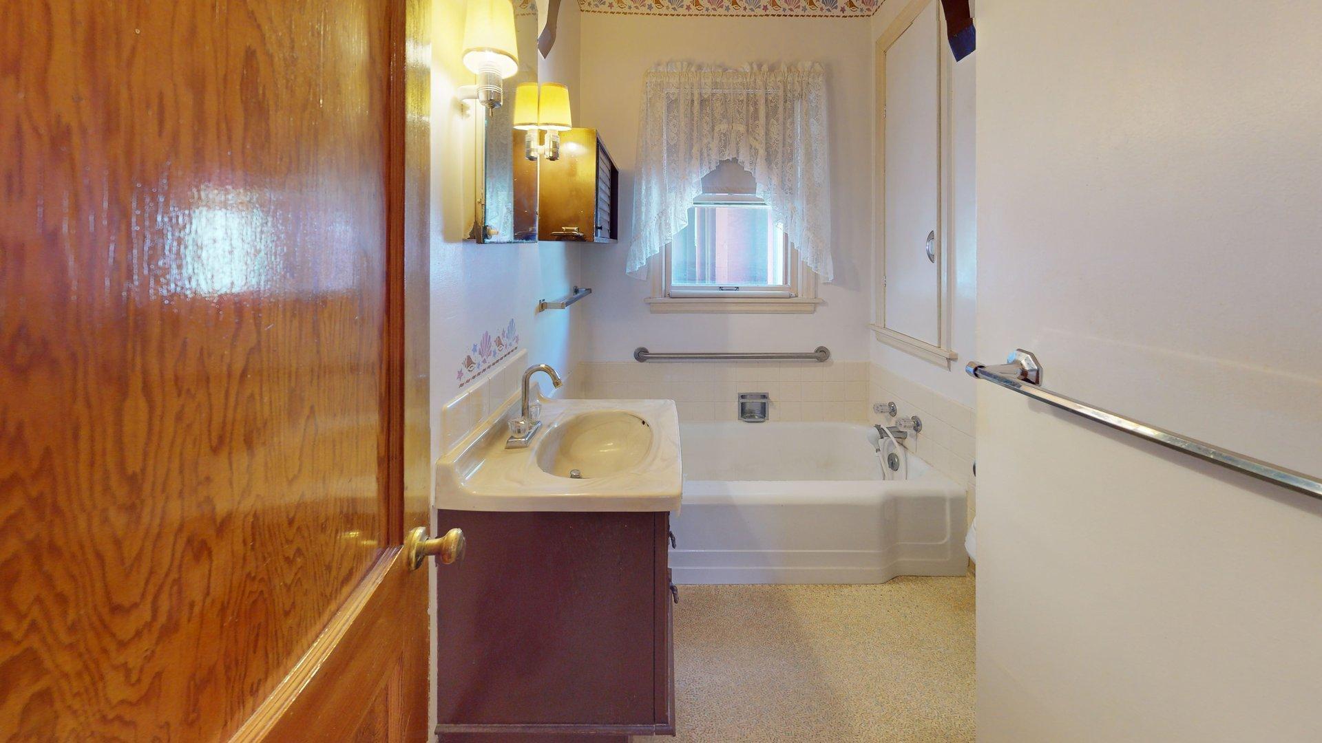406 Giles Place Property Photo 12