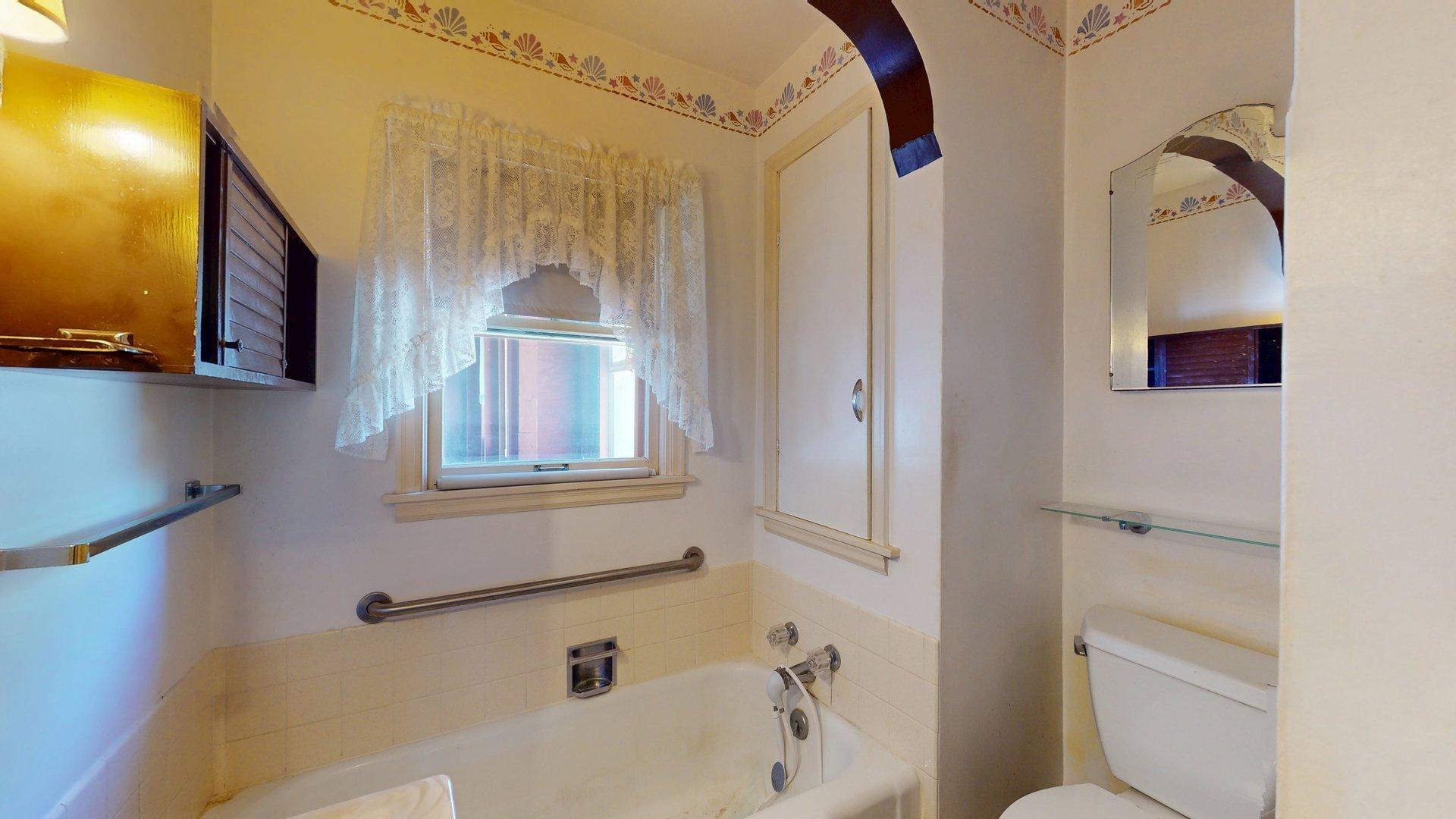 406 Giles Place Property Photo 13