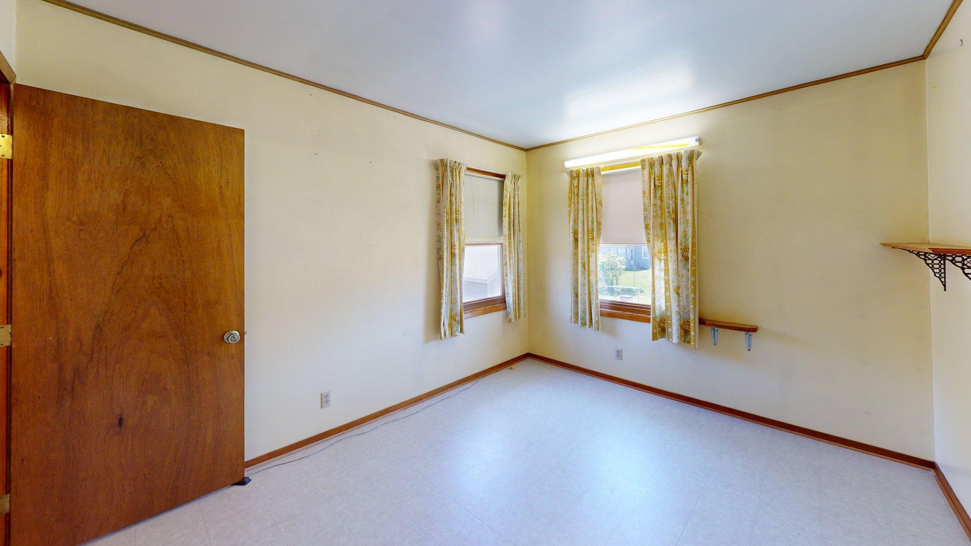 406 Giles Place Property Photo 15