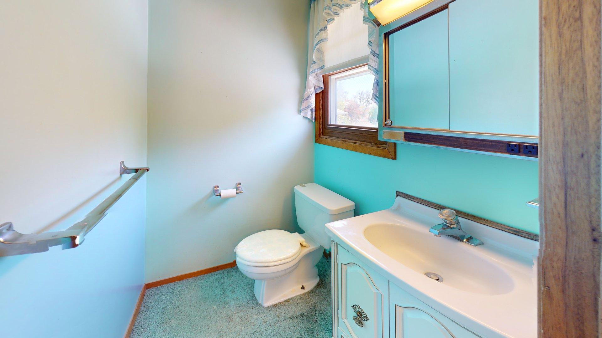 406 Giles Place Property Photo 16
