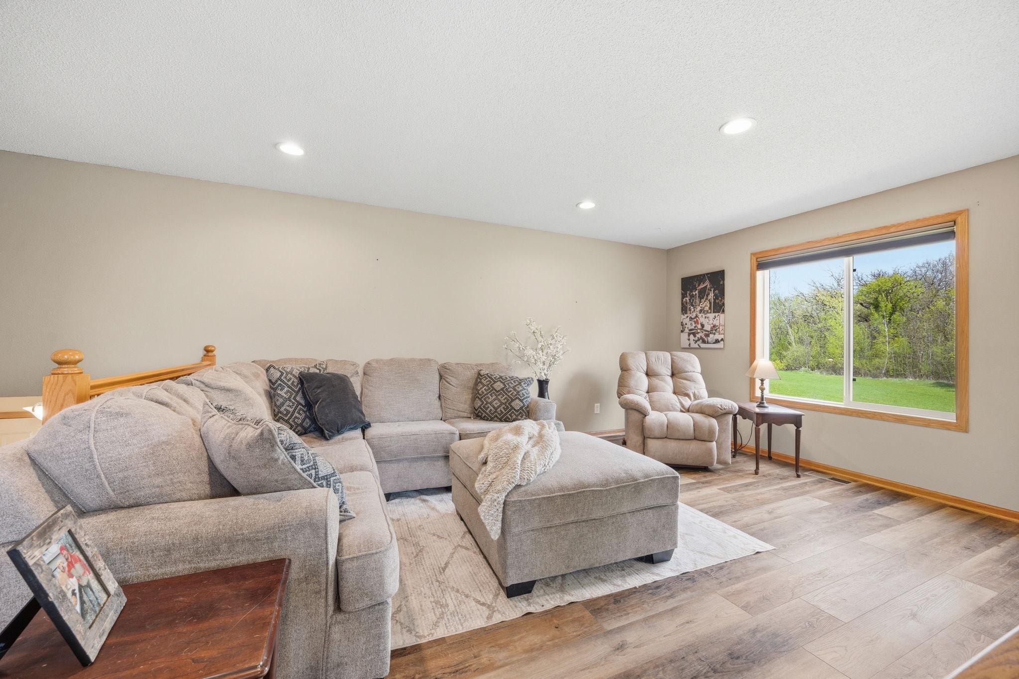 104 Century Lane Property Photo 2