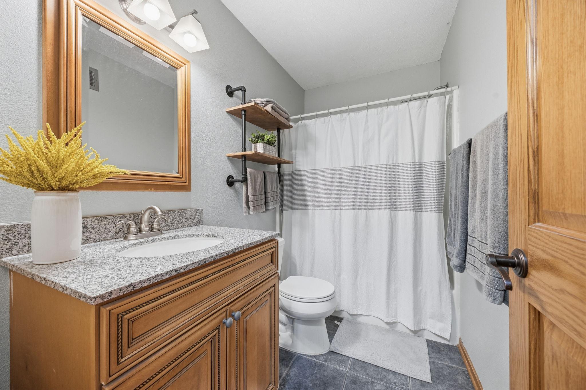 104 Century Lane Property Photo 15